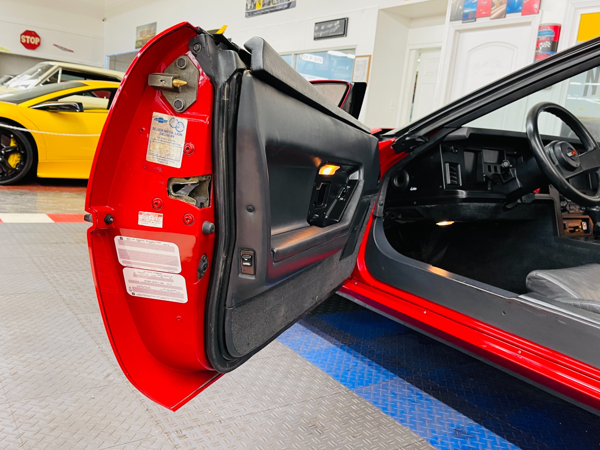 Used 1986 Chevrolet Corvette - CONVERTIBLE - 6,640 ORIGINAL MILES - SEE VIDEO | St. Petersburg, FL