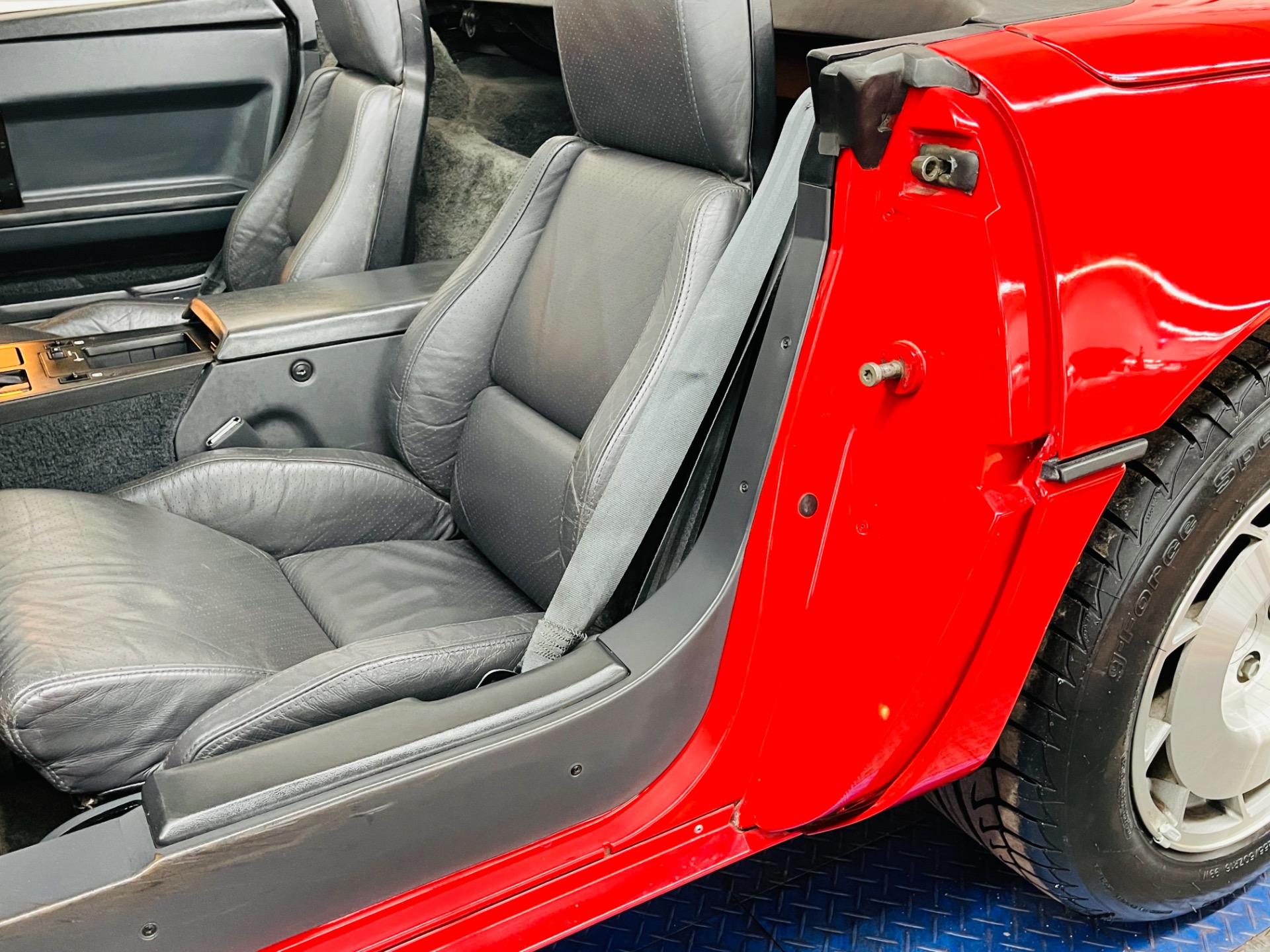 Used 1986 Chevrolet Corvette - CONVERTIBLE - 6,640 ORIGINAL MILES - SEE VIDEO | St. Petersburg, FL