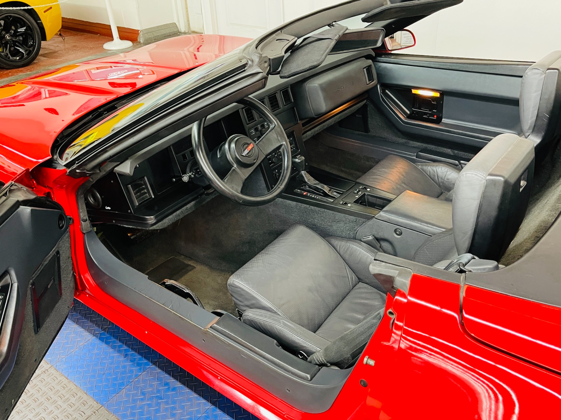 Used 1986 Chevrolet Corvette - CONVERTIBLE - 6,640 ORIGINAL MILES - SEE VIDEO | St. Petersburg, FL
