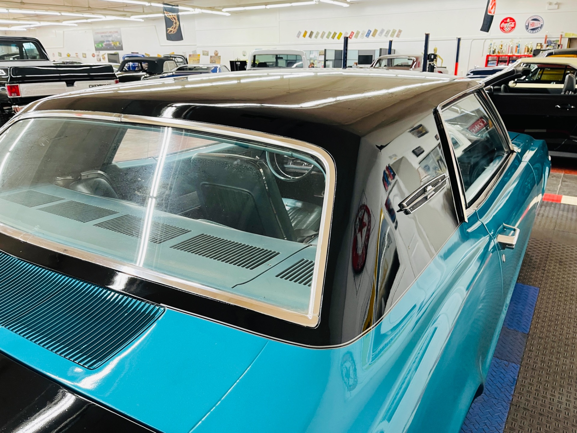 Used 1967 Ford Thunderbird -NEW PAINT - LOTS OF NEW PARTS - DRIVES GREAT - SEE VIDEO - | Mundelein, IL