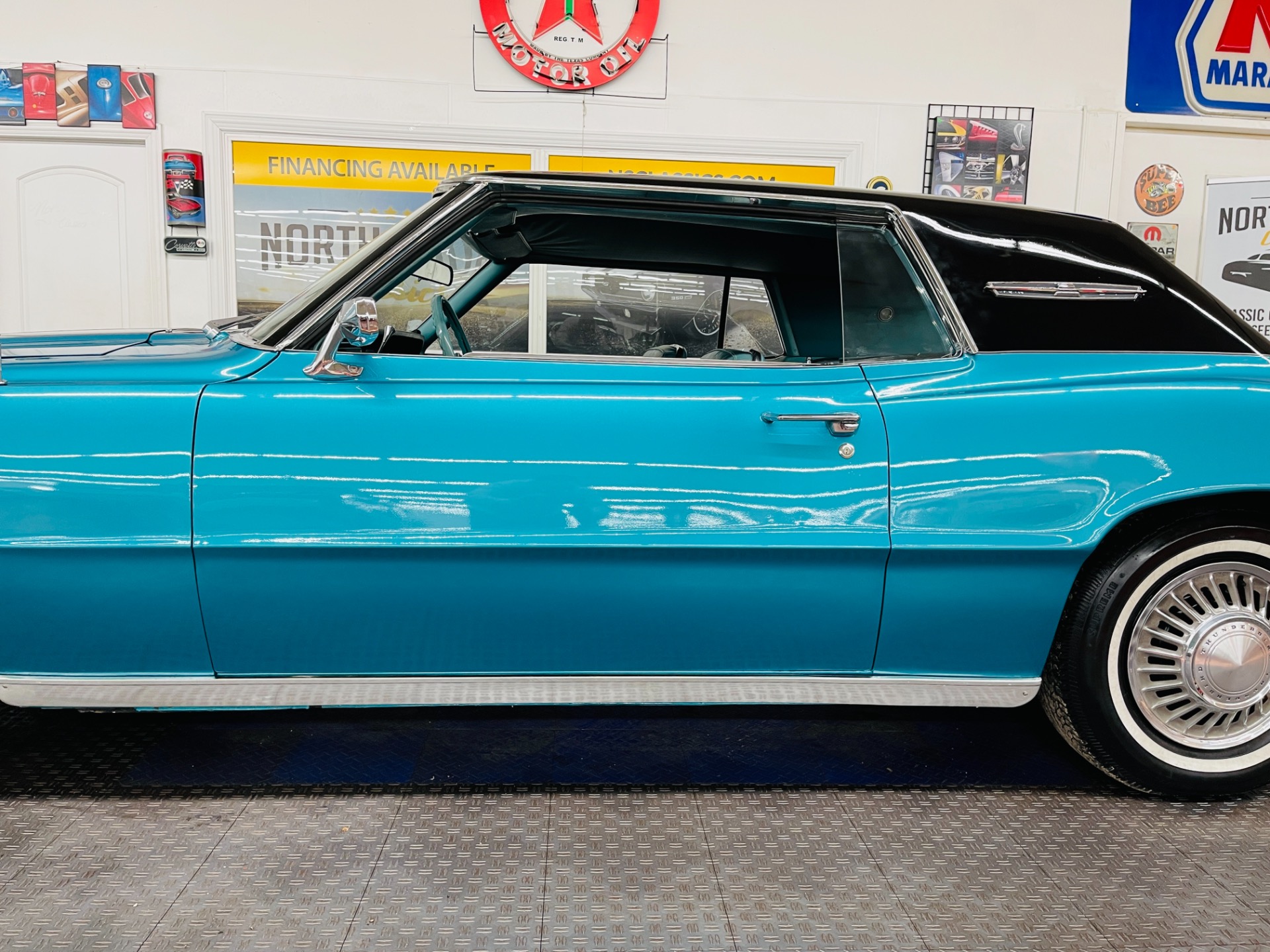 Used 1967 Ford Thunderbird -NEW PAINT - LOTS OF NEW PARTS - DRIVES GREAT - SEE VIDEO - | Mundelein, IL
