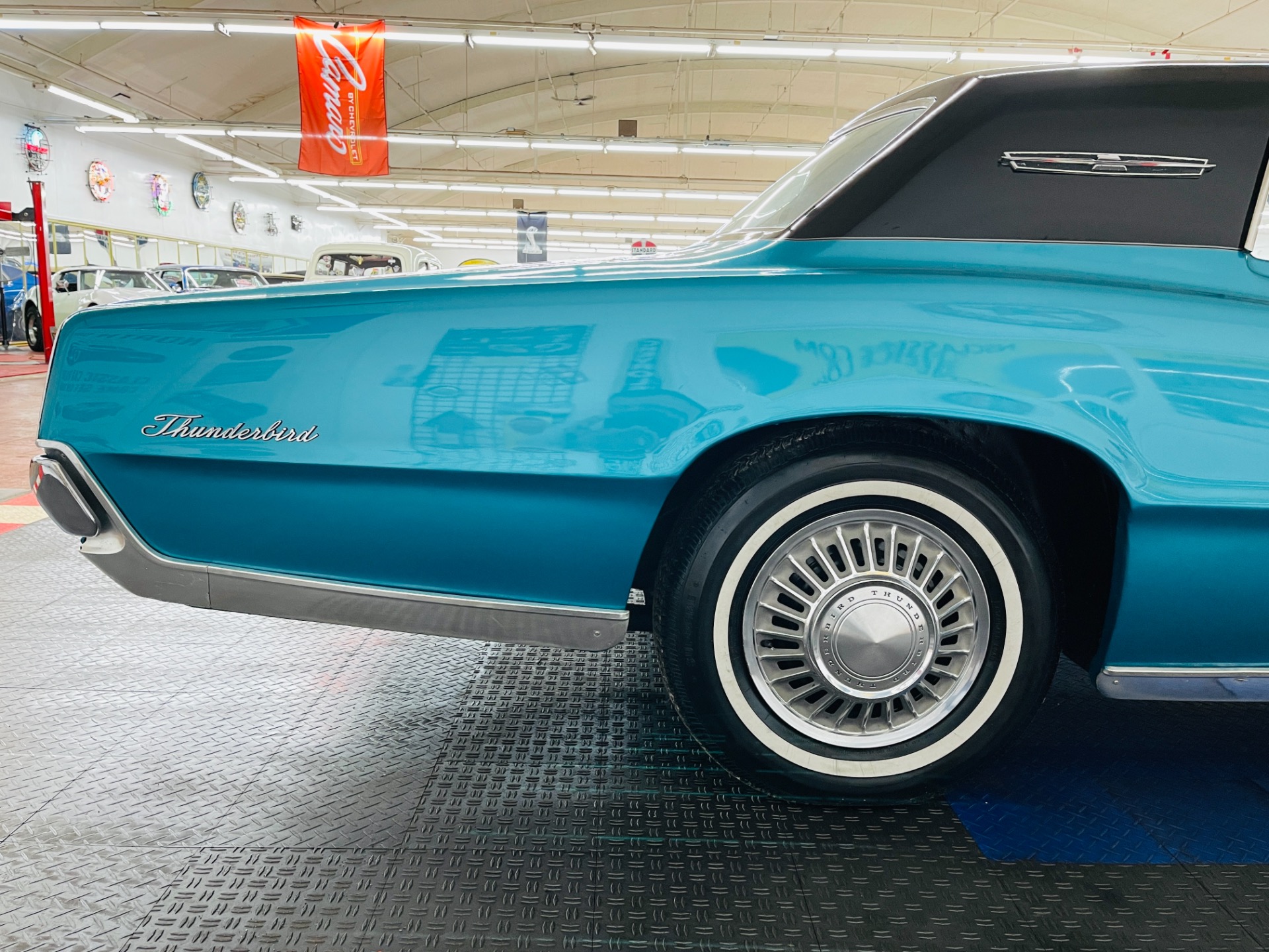 Used 1967 Ford Thunderbird -NEW PAINT - LOTS OF NEW PARTS - DRIVES GREAT - SEE VIDEO - | Mundelein, IL