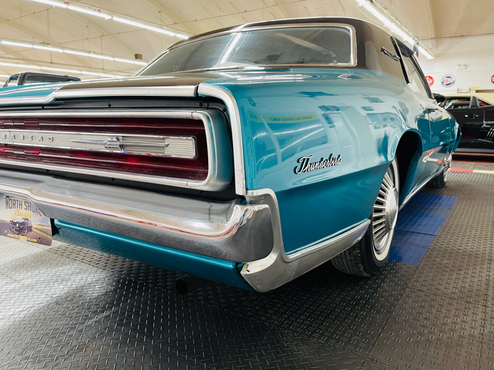 Used 1967 Ford Thunderbird -NEW PAINT - LOTS OF NEW PARTS - DRIVES GREAT - SEE VIDEO - | Mundelein, IL