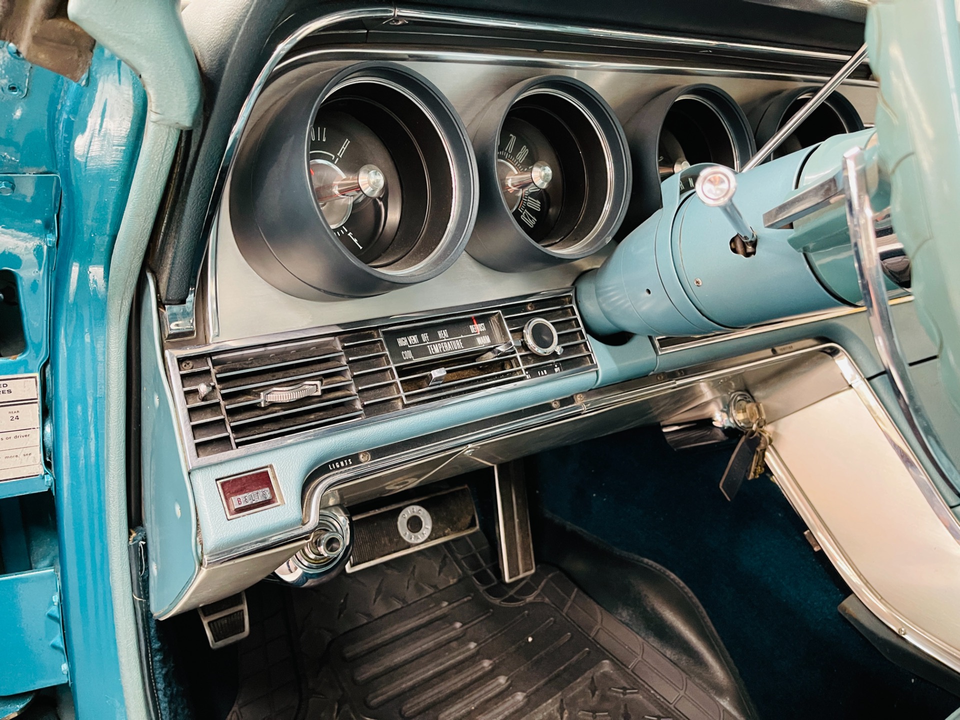 Used 1967 Ford Thunderbird -NEW PAINT - LOTS OF NEW PARTS - DRIVES GREAT - SEE VIDEO - | Mundelein, IL