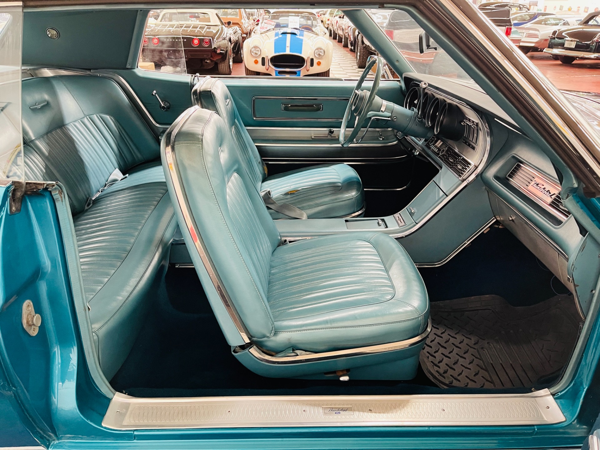 Used 1967 Ford Thunderbird -NEW PAINT - LOTS OF NEW PARTS - DRIVES GREAT - SEE VIDEO - | Mundelein, IL