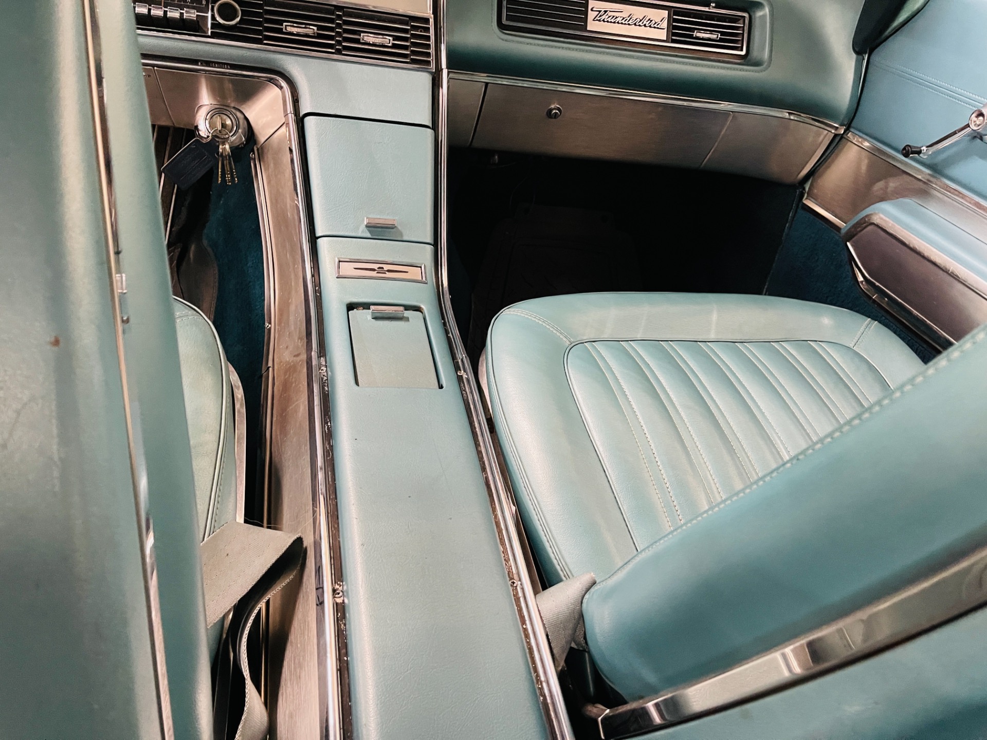 Used 1967 Ford Thunderbird -NEW PAINT - LOTS OF NEW PARTS - DRIVES GREAT - SEE VIDEO - | Mundelein, IL