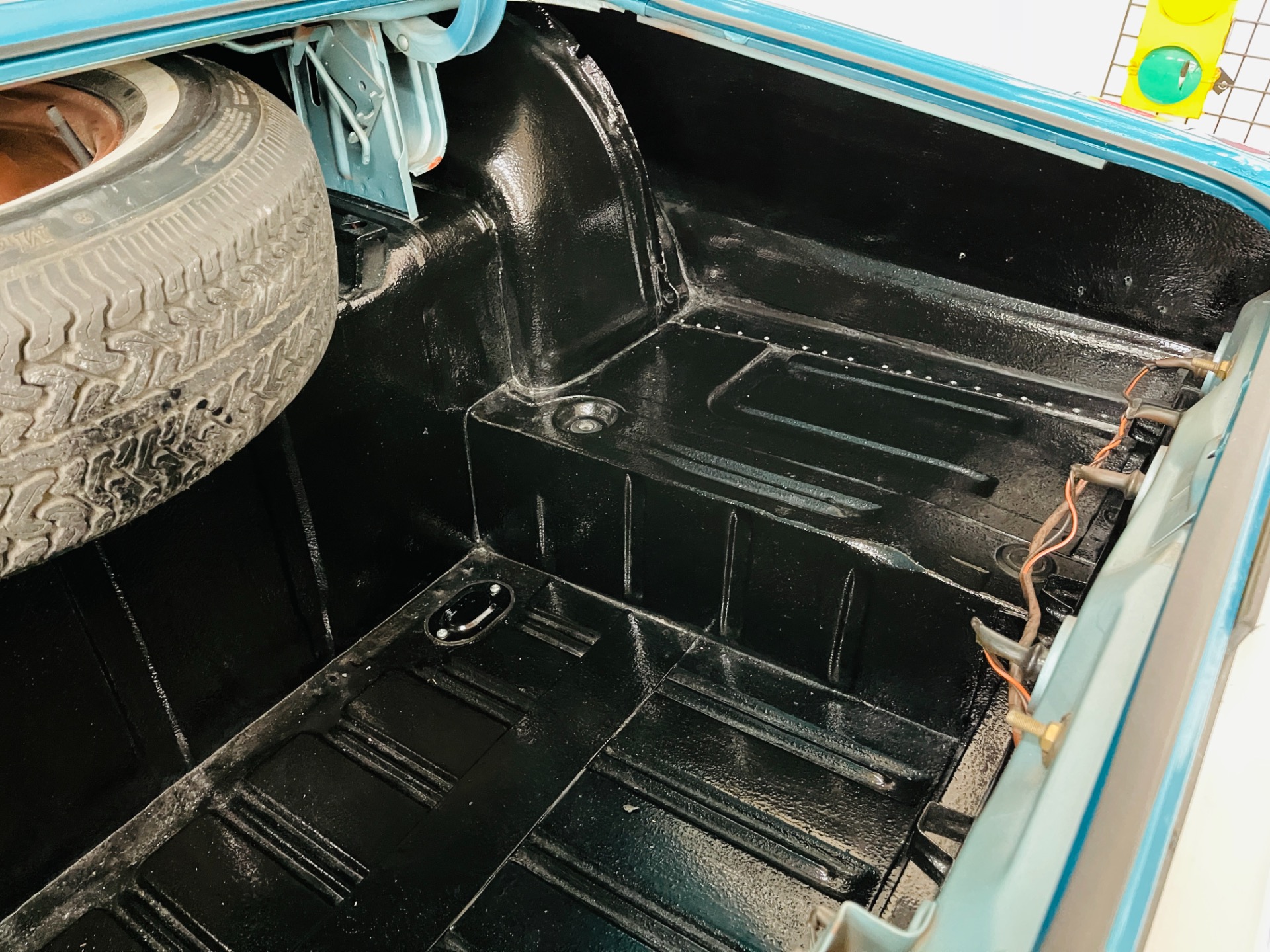 Used 1967 Ford Thunderbird -NEW PAINT - LOTS OF NEW PARTS - DRIVES GREAT - SEE VIDEO - | Mundelein, IL