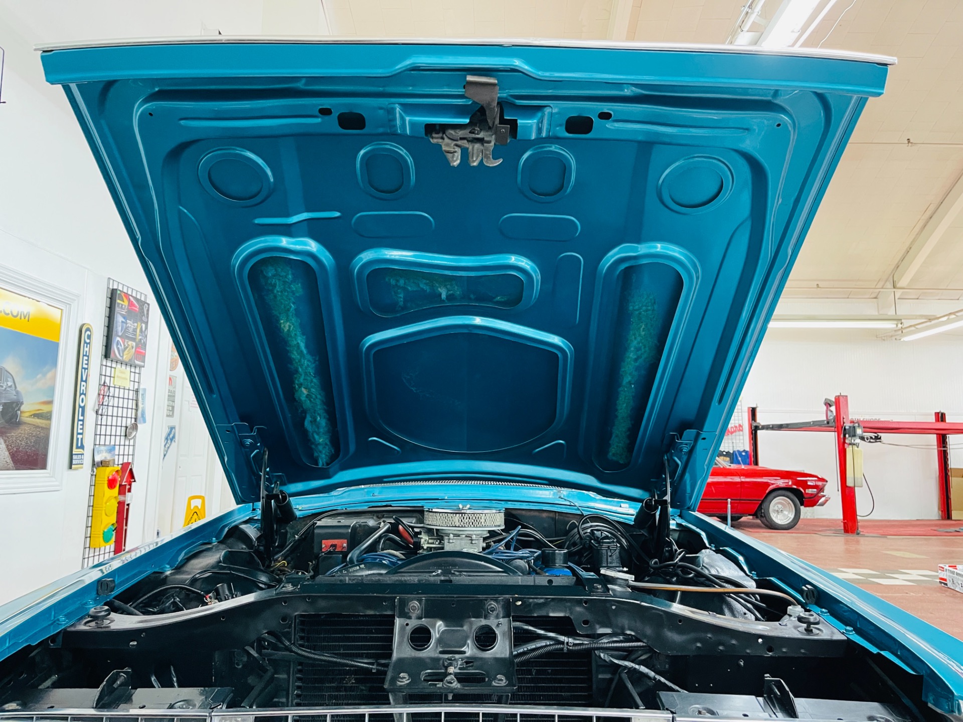 Used 1967 Ford Thunderbird -NEW PAINT - LOTS OF NEW PARTS - DRIVES GREAT - SEE VIDEO - | Mundelein, IL