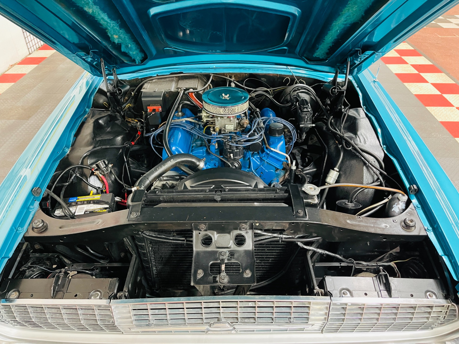 Used 1967 Ford Thunderbird -NEW PAINT - LOTS OF NEW PARTS - DRIVES GREAT - SEE VIDEO - | Mundelein, IL