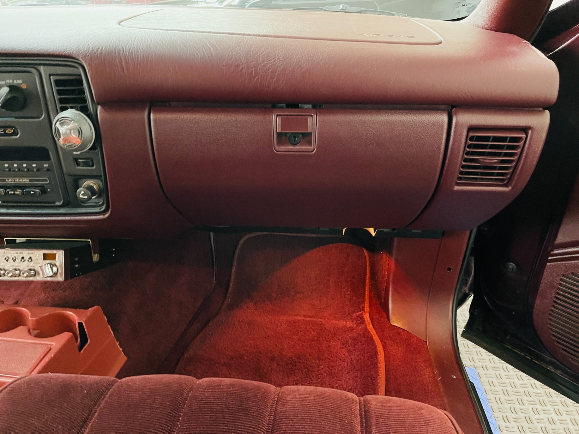 Used 1994 Chevrolet Caprice - ONE FAMILY OWNED SINCE NEW - LIKE NEW CONDITION - SEE VIDEO - | Mundelein, IL