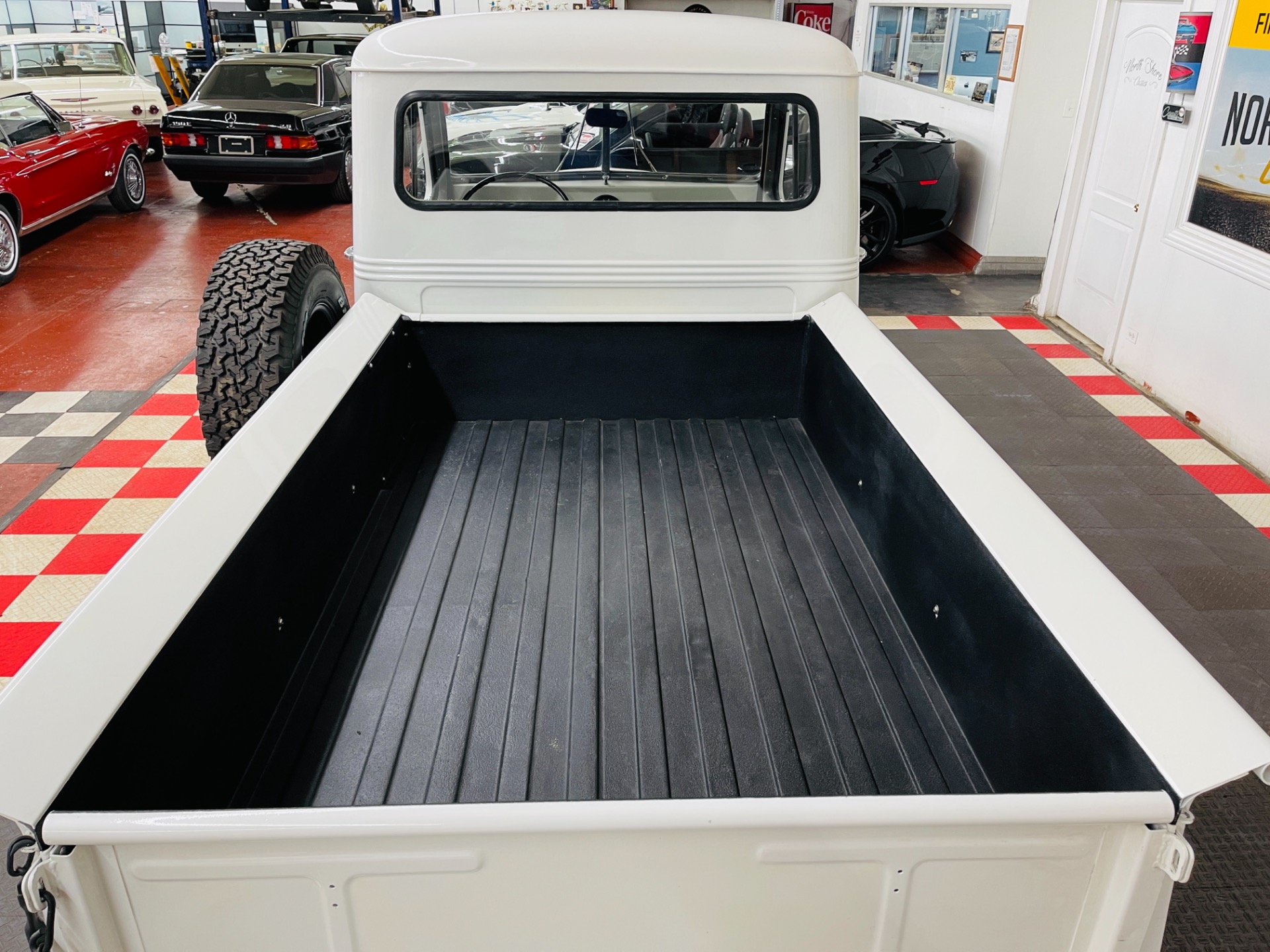 Used 1960 JEEP Willys - OVERLAND - NICE RESTORATION - SEE VIDEO - | Mundelein, IL