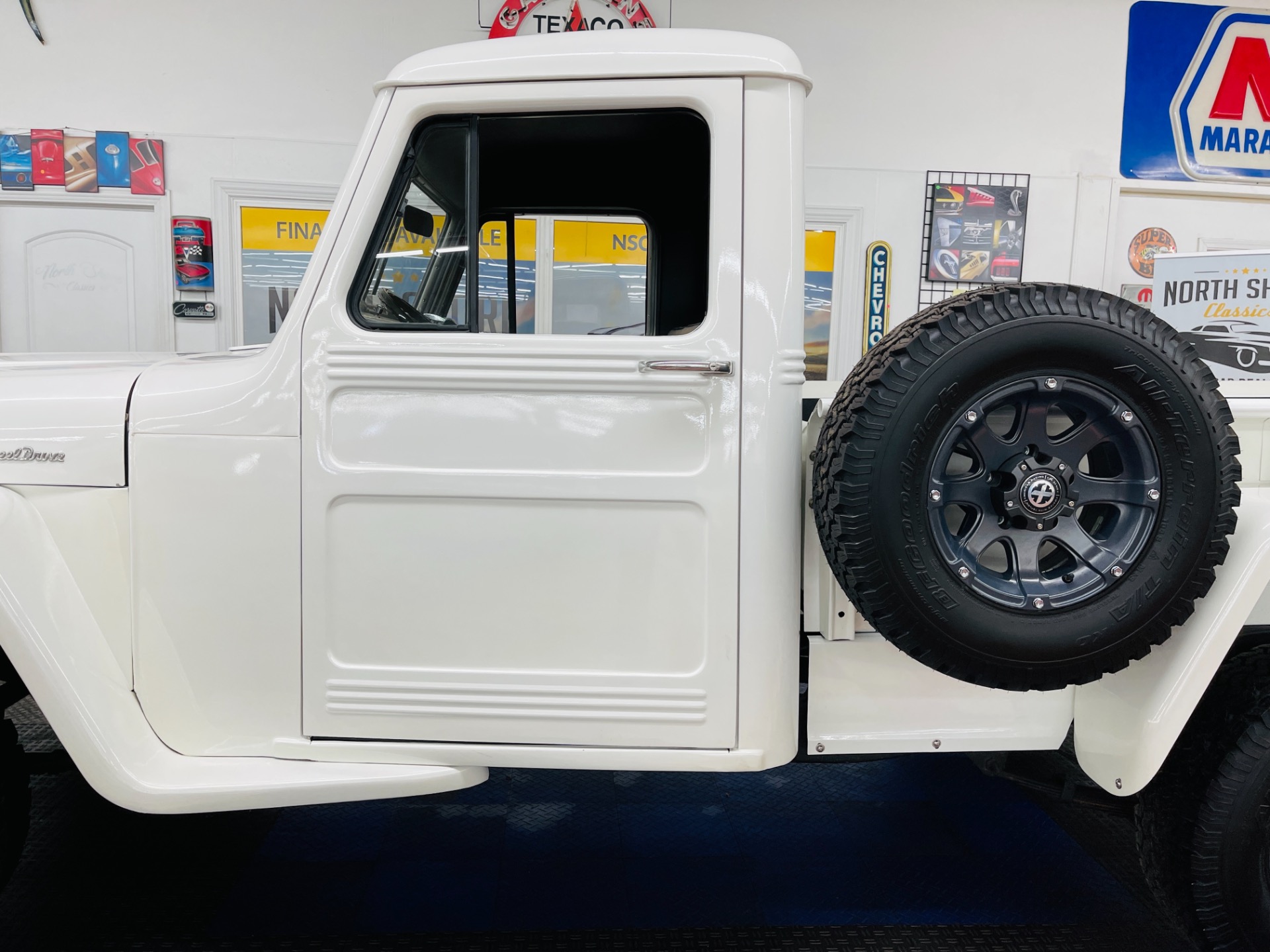 Used 1960 JEEP Willys - OVERLAND - NICE RESTORATION - SEE VIDEO - | Mundelein, IL