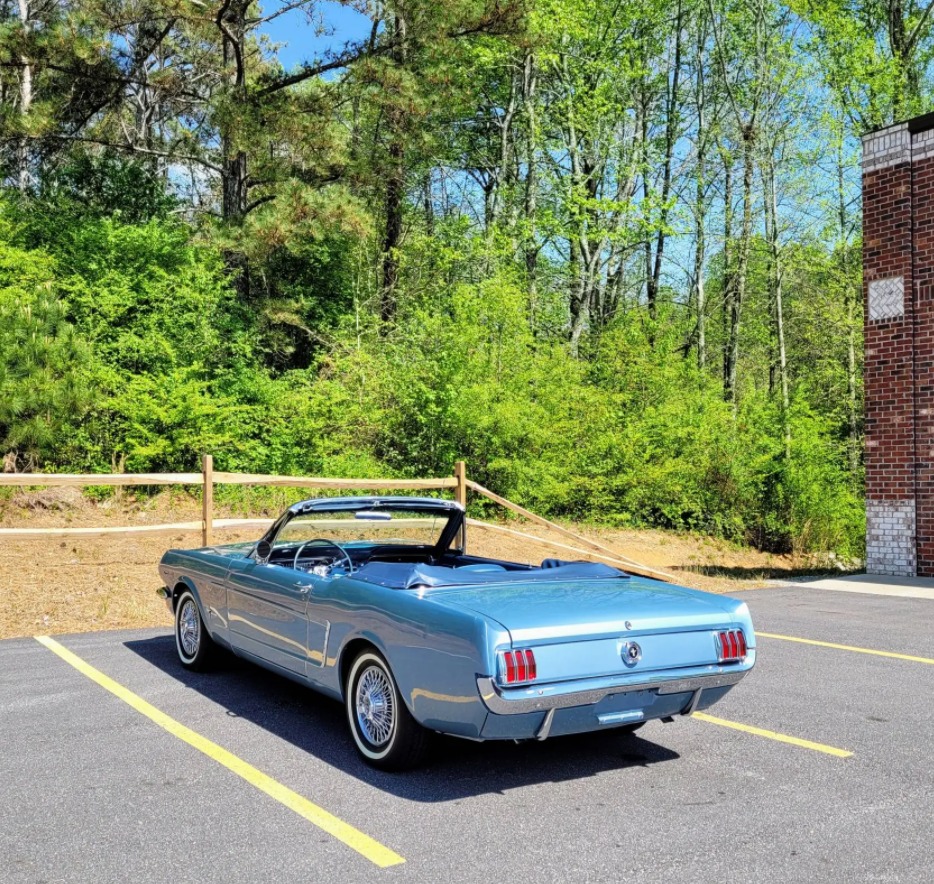 Used 1965 Ford Mustang Convertible - Fully Restored | Mundelein, IL