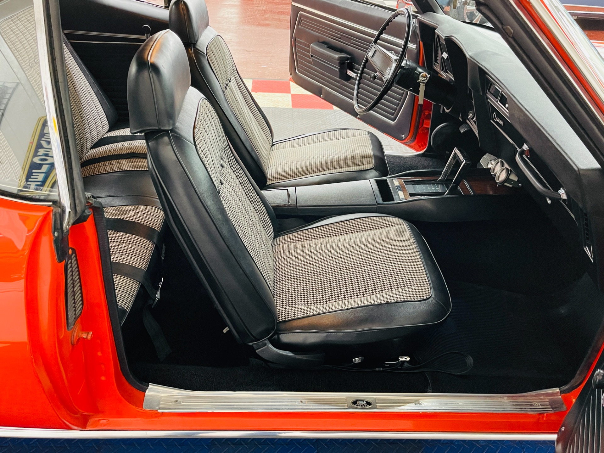 Used 1969 Chevrolet Camaro - SS 350 - HUGGER ORANGE - HOUNDSTOOTH INTERIOR - SEE VIDEO - | Mundelein, IL