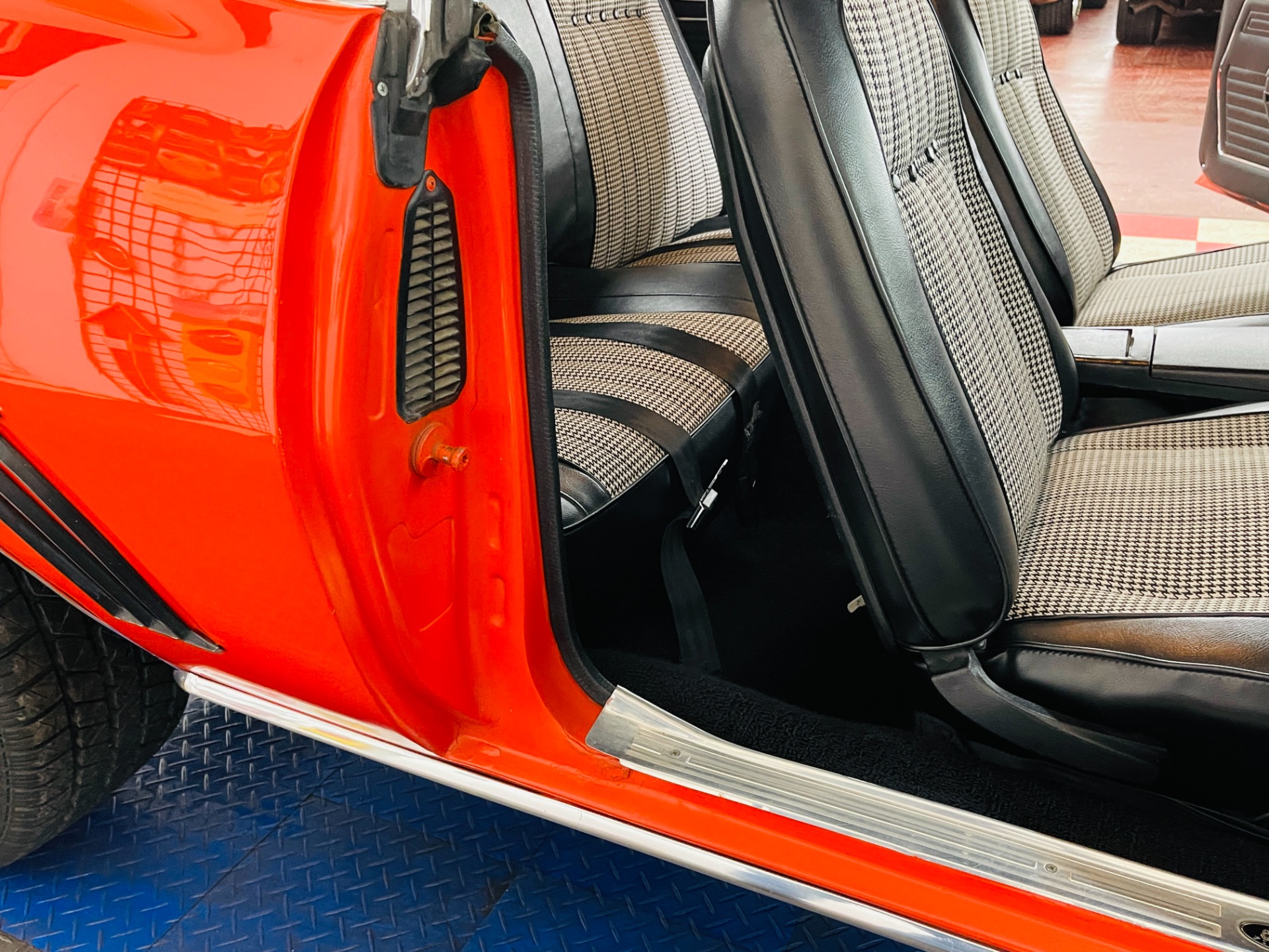 Used 1969 Chevrolet Camaro - SS 350 - HUGGER ORANGE - HOUNDSTOOTH INTERIOR - SEE VIDEO - | Mundelein, IL