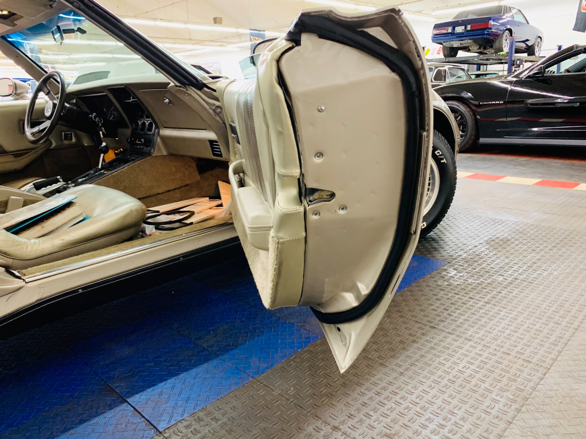 Used 1982 Chevrolet Corvette - COLLECTORS EDITION - VERY CLEAN - LOW MILES - | St. Petersburg, FL