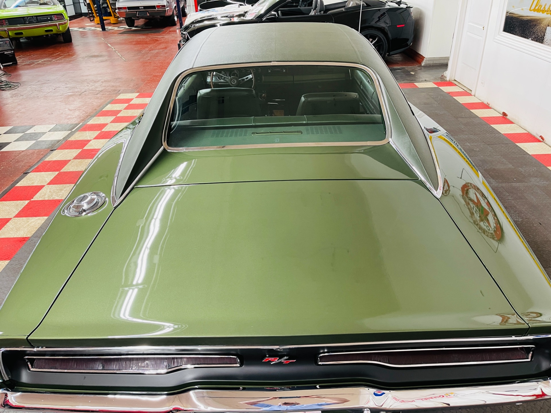 Used 1969 Dodge Charger - R/T - 426 HEMI - 4 SPEED MANUAL - CONCOURSE QUALITY - SEE VIDEO - | St. Petersburg, FL