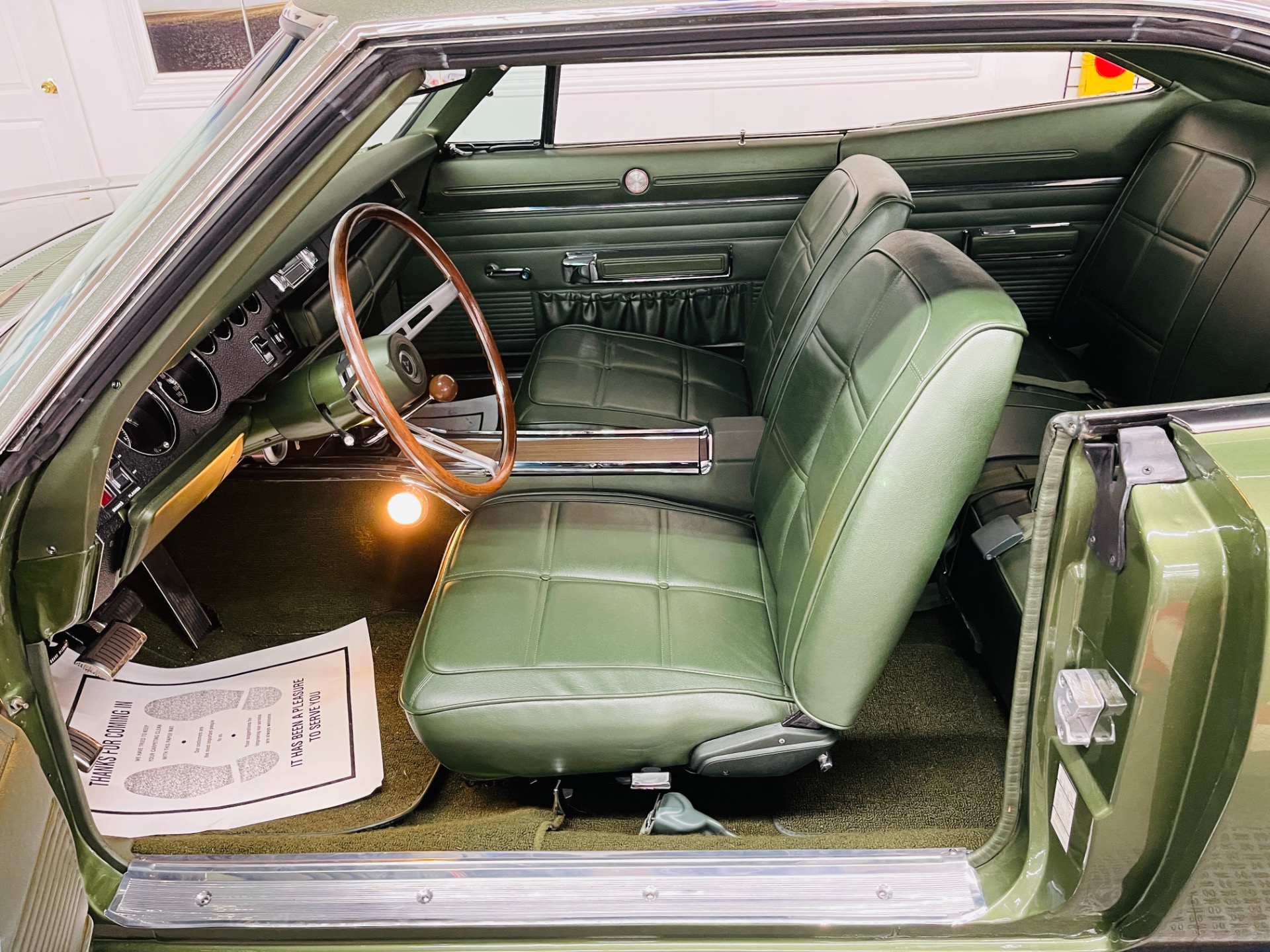 Used 1969 Dodge Charger - R/T - 426 HEMI - 4 SPEED MANUAL - CONCOURSE QUALITY - SEE VIDEO - | St. Petersburg, FL
