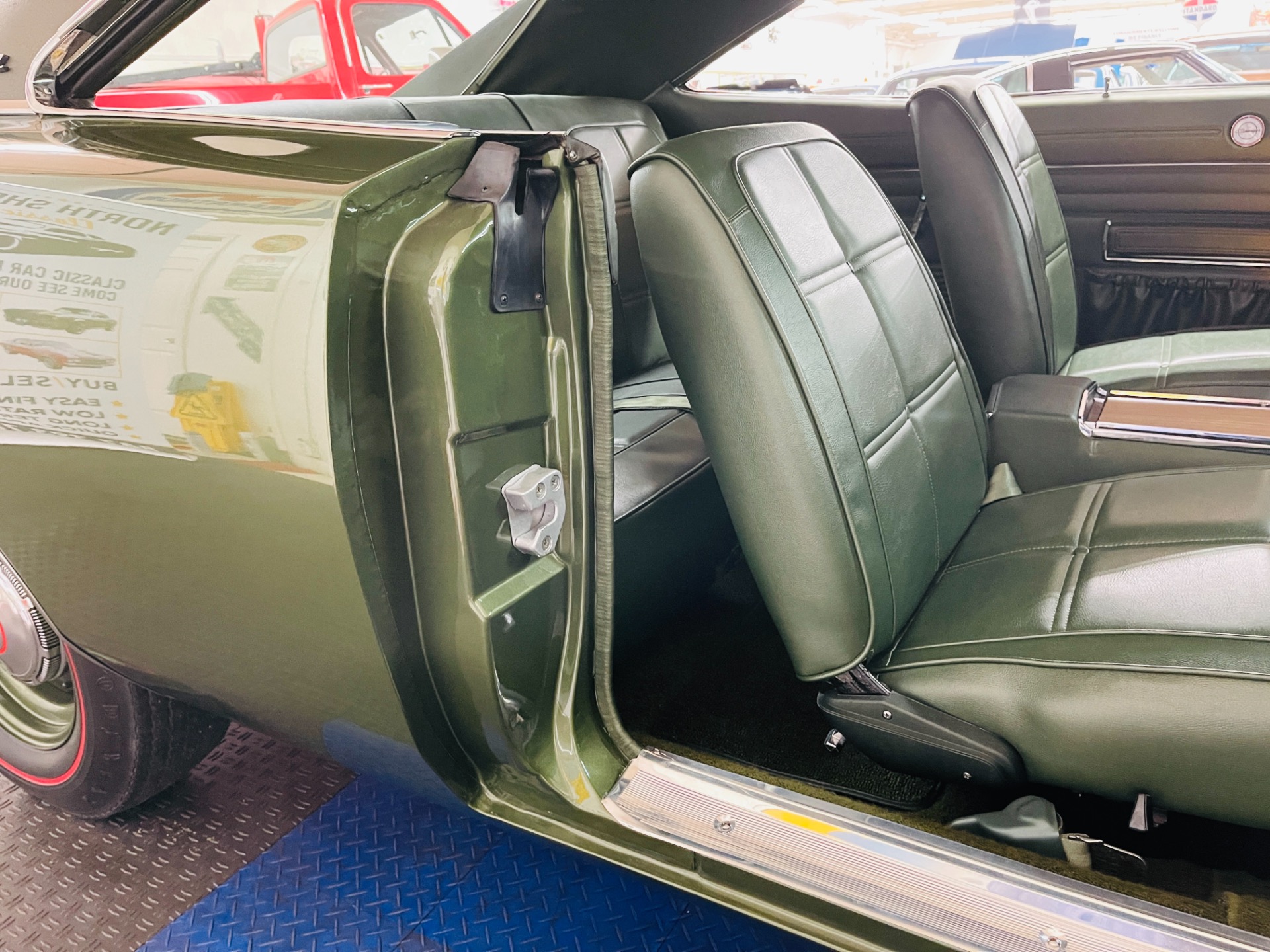 Used 1969 Dodge Charger - R/T - 426 HEMI - 4 SPEED MANUAL - CONCOURSE QUALITY - SEE VIDEO - | St. Petersburg, FL