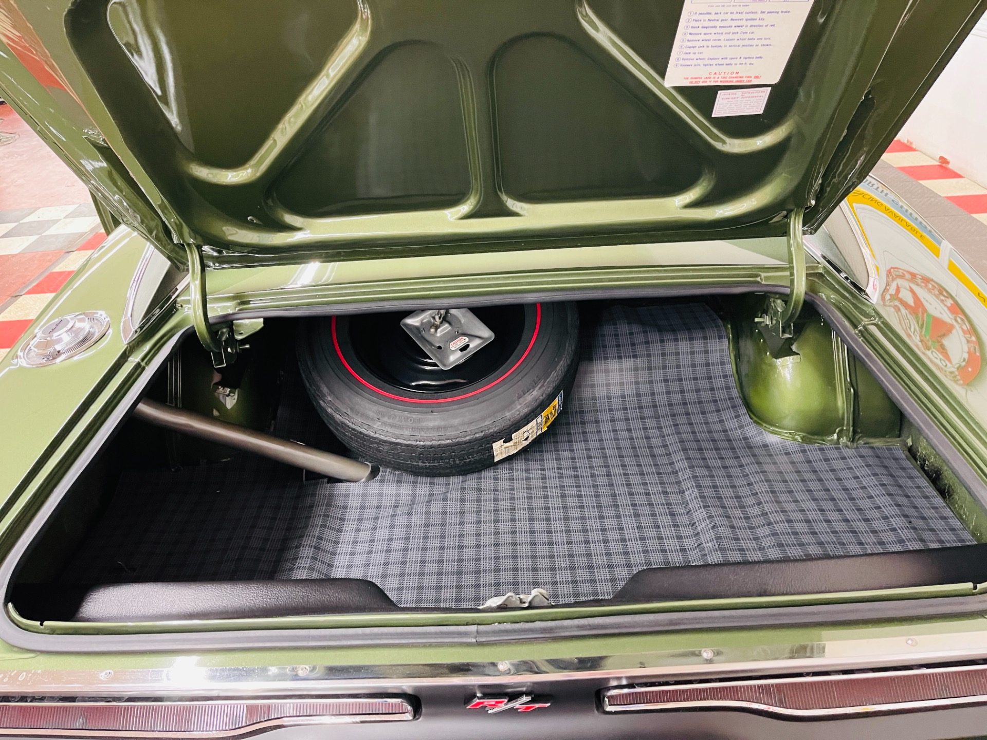 Used 1969 Dodge Charger - R/T - 426 HEMI - 4 SPEED MANUAL - CONCOURSE QUALITY - SEE VIDEO - | St. Petersburg, FL