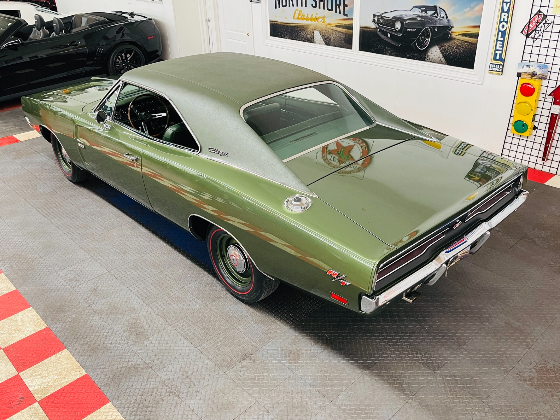 Used 1969 Dodge Charger - R/T - 426 HEMI - 4 SPEED MANUAL - CONCOURSE QUALITY - SEE VIDEO - | St. Petersburg, FL