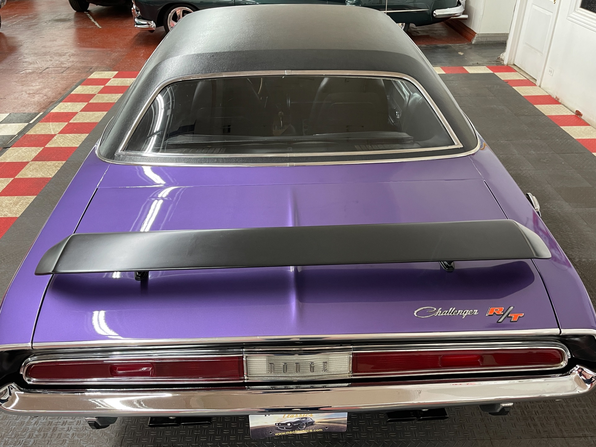Used 1970 Dodge Challenger - R/T - 383 MAGNUM - FC7 PLUM CRAZY - SEE VIDEO - | Mundelein, IL