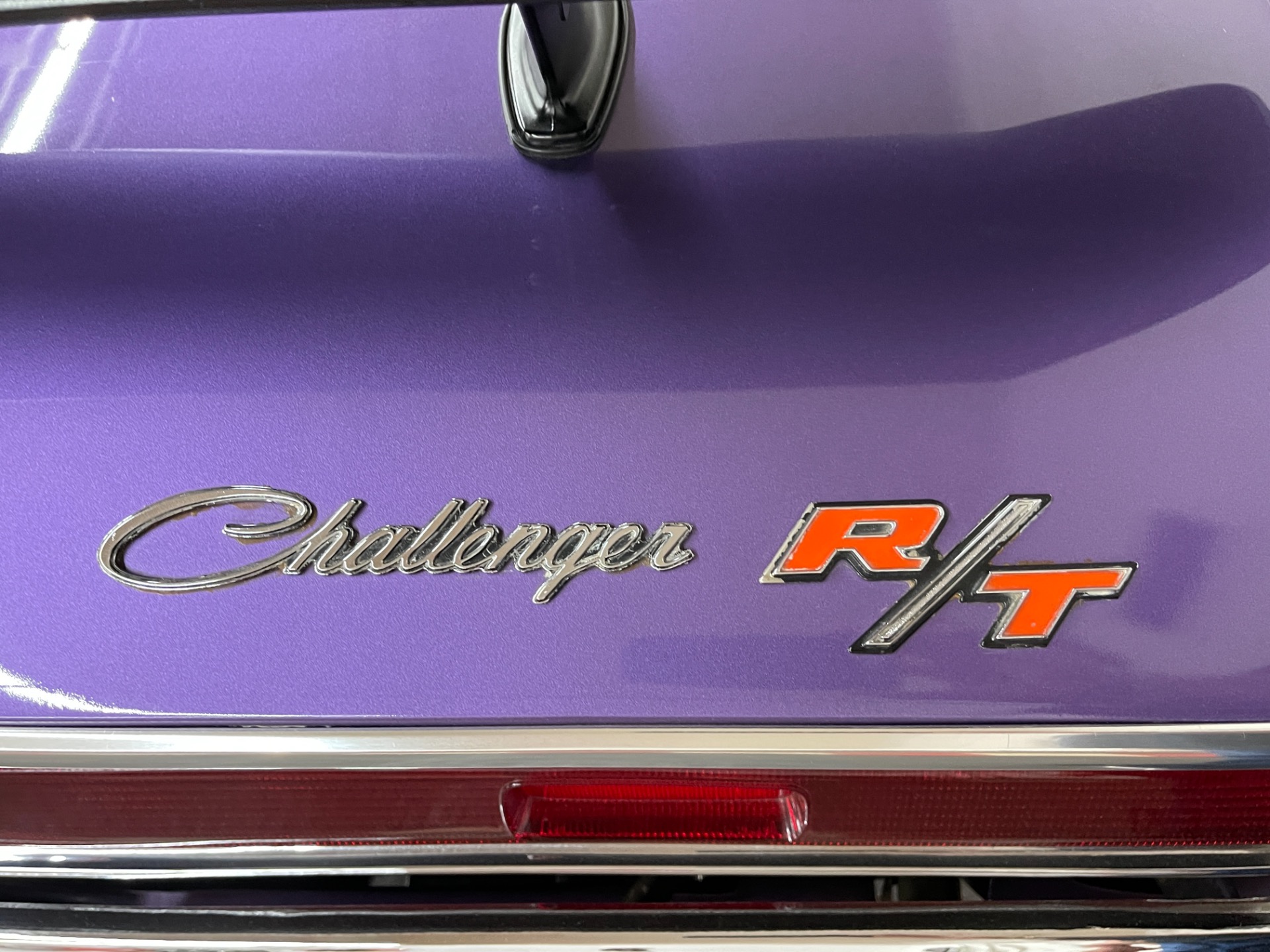 Used 1970 Dodge Challenger - R/T - 383 MAGNUM - FC7 PLUM CRAZY - SEE VIDEO - | Mundelein, IL