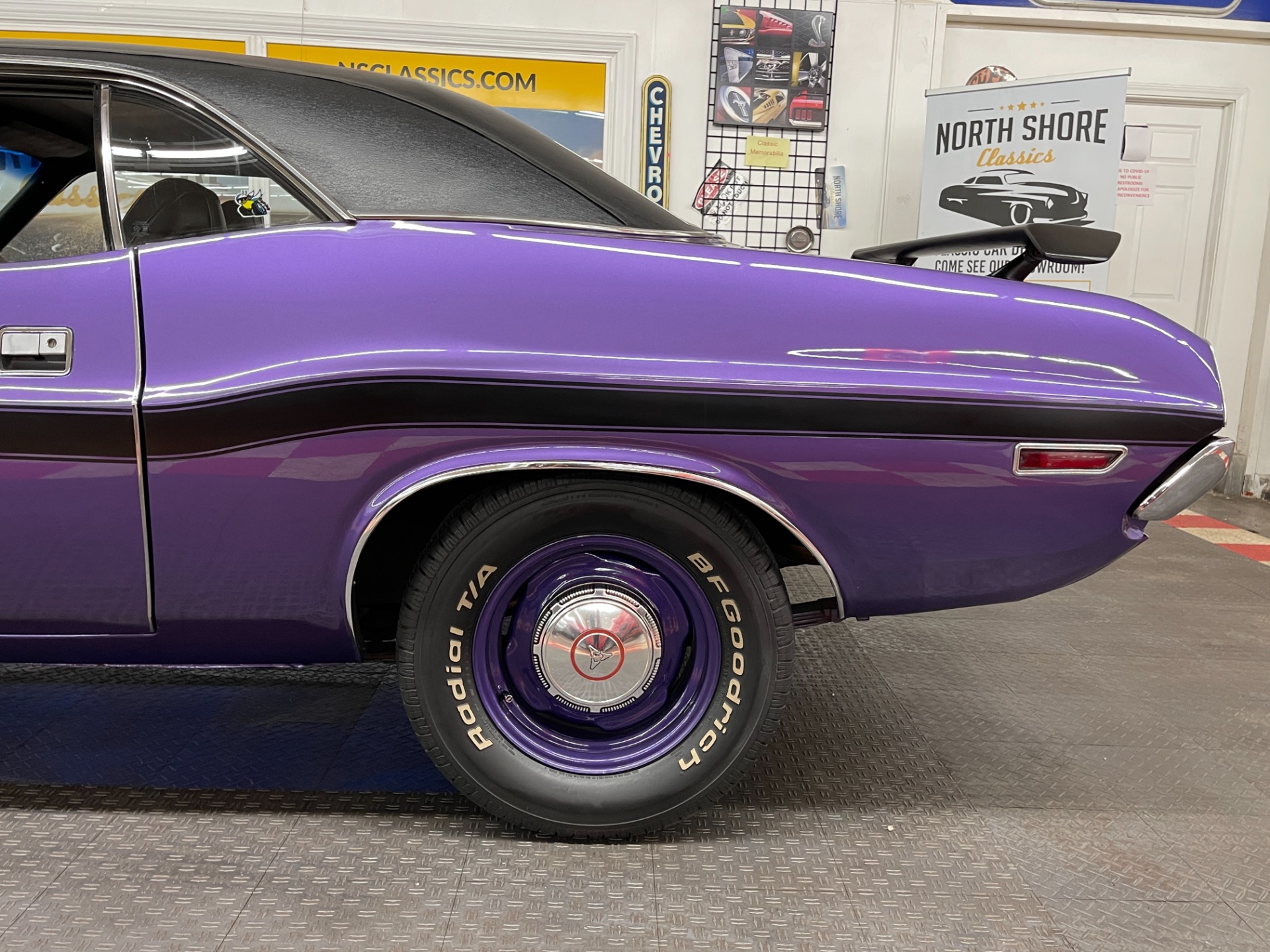 Used 1970 Dodge Challenger - R/T - 383 MAGNUM - FC7 PLUM CRAZY - SEE VIDEO - | Mundelein, IL