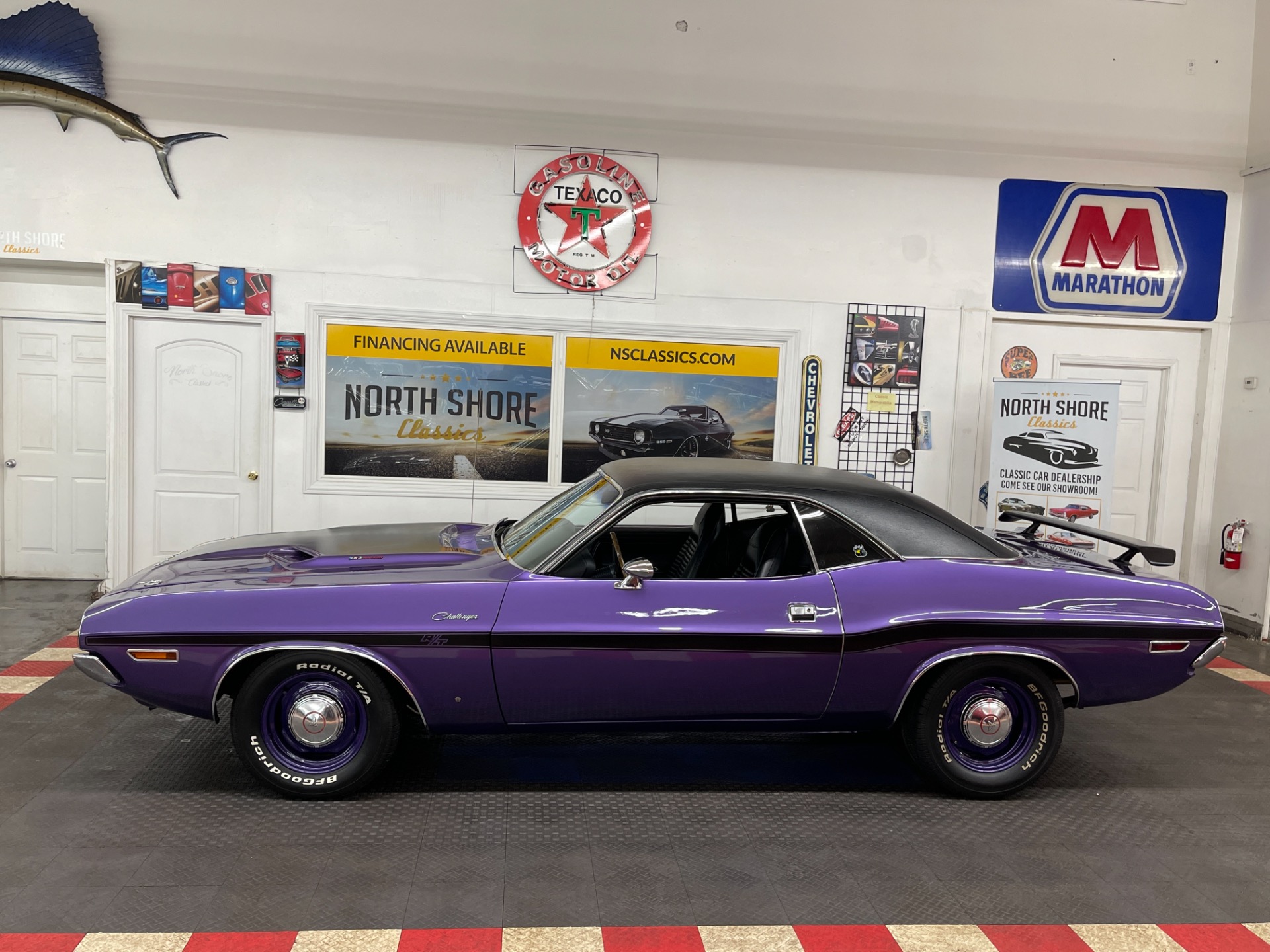 Used 1970 Dodge Challenger - R/T - 383 MAGNUM - FC7 PLUM CRAZY - SEE VIDEO - | Mundelein, IL