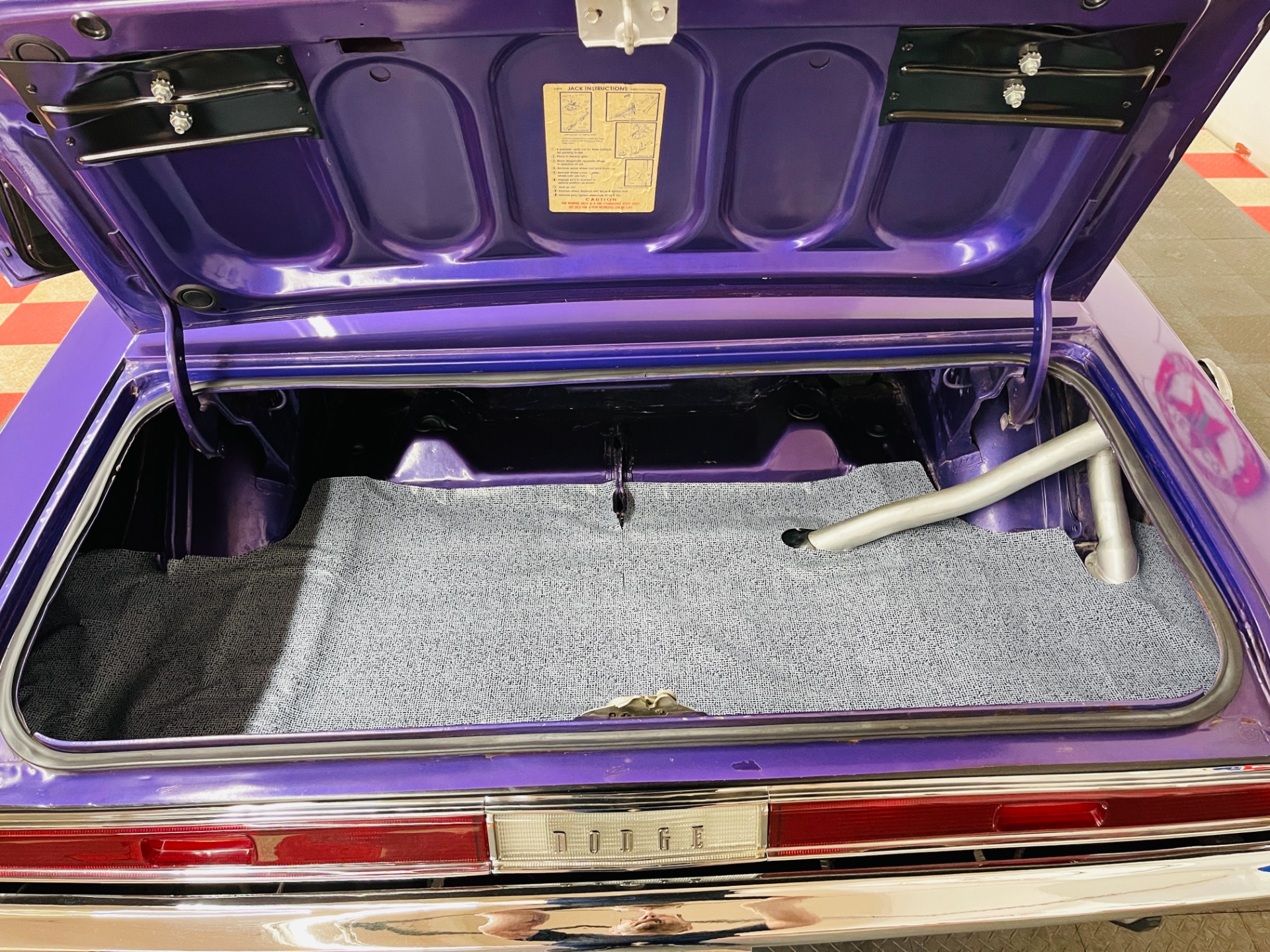 Used 1970 Dodge Challenger - R/T - 383 MAGNUM - FC7 PLUM CRAZY - SEE VIDEO - | Mundelein, IL