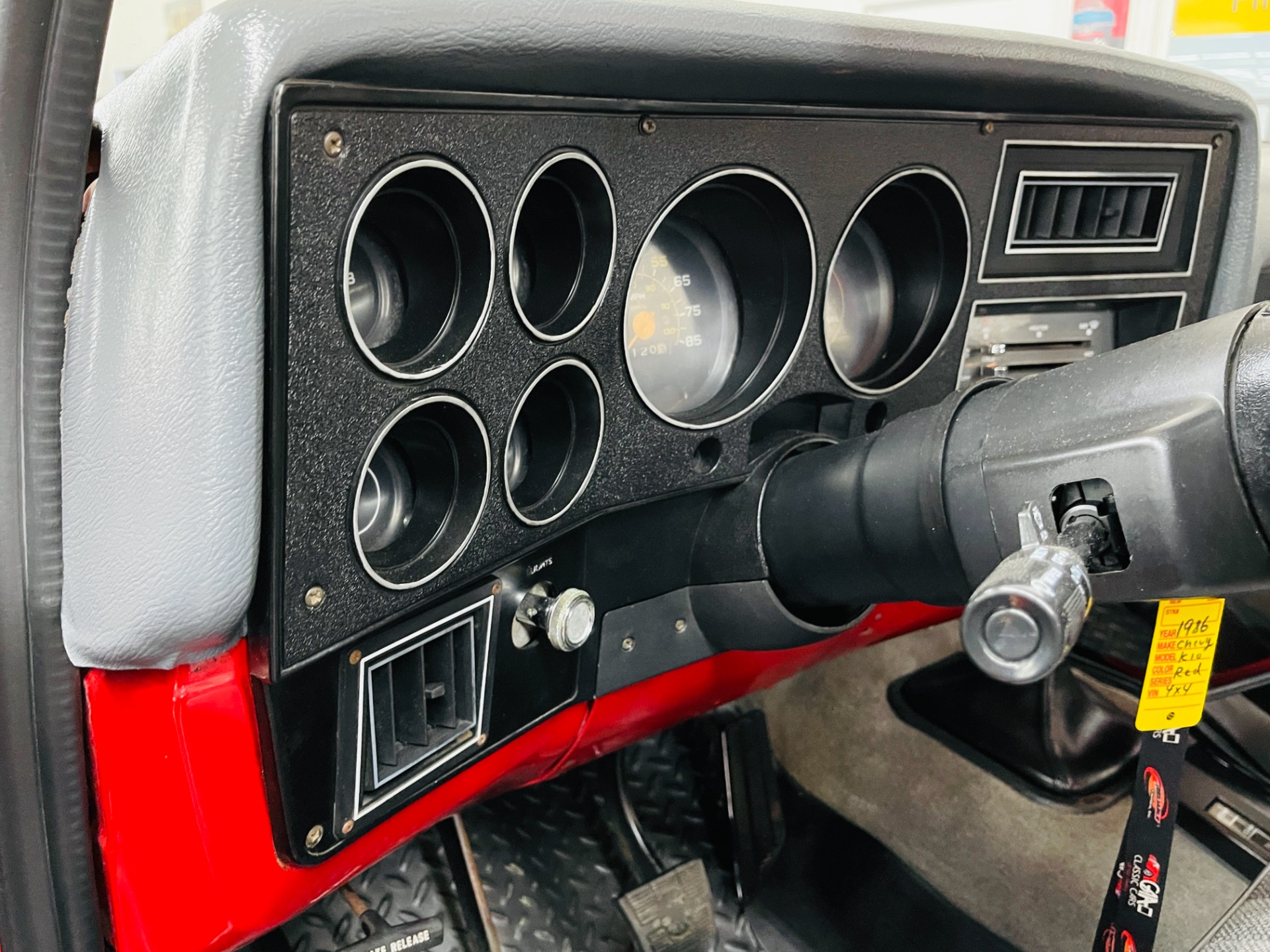 Used 1986 Chevrolet C/K 10 Series - 4 SPEED MANUAL - 4X4 - CLEAN SOUTHERN TRUCK - SEE VIDEO - | Mundelein, IL