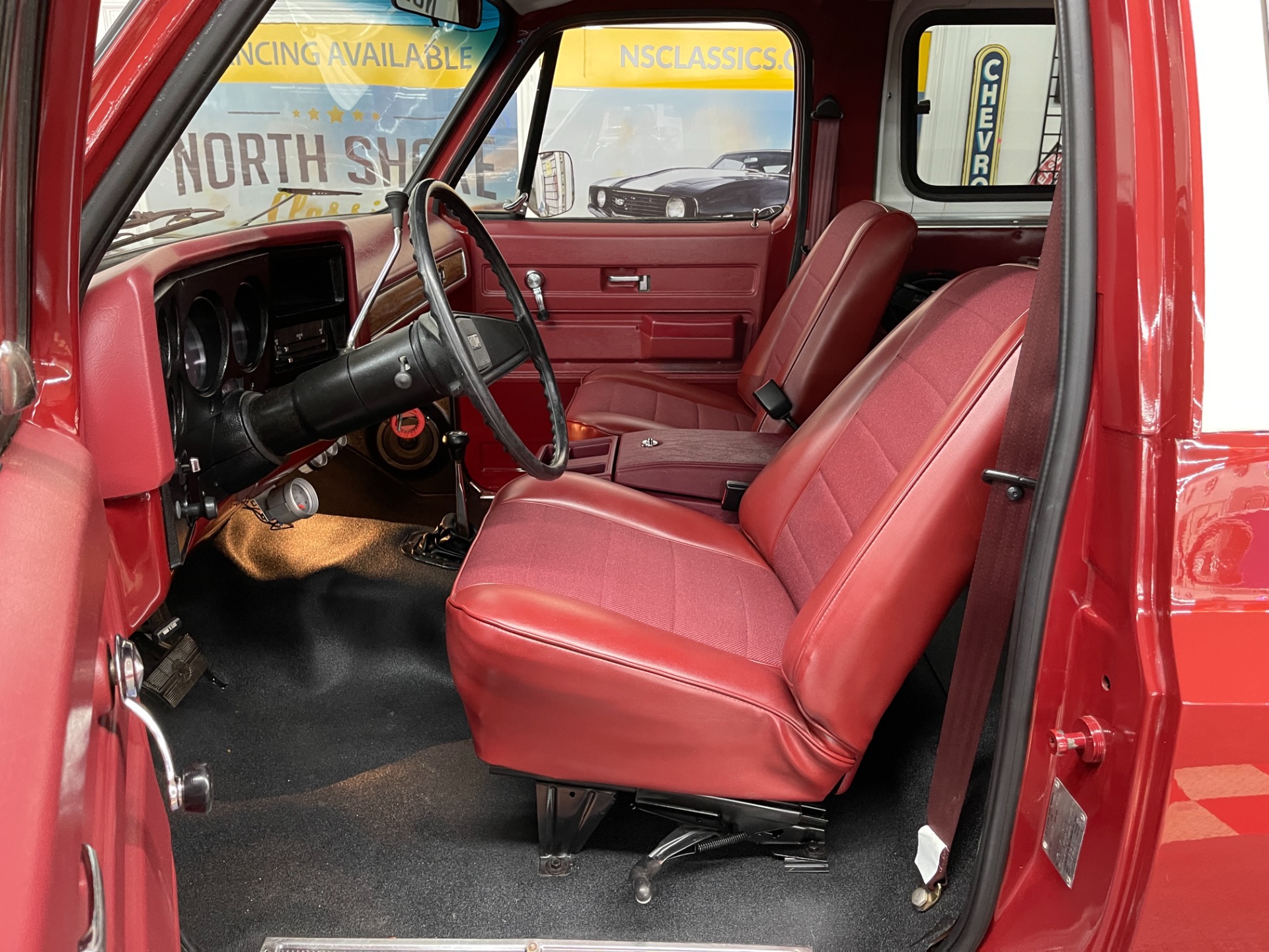Used 1976 Chevrolet Blazer - K5 4x4 - NEW PAINT - SUPER CLEAN BODY AND FLOORS - SEE VIDEO - | Mundelein, IL