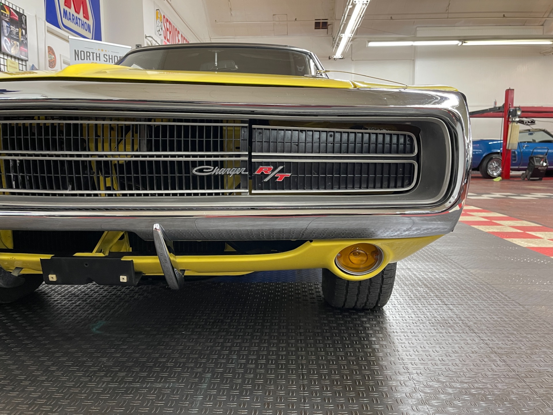 1970 Dodge Charger 11