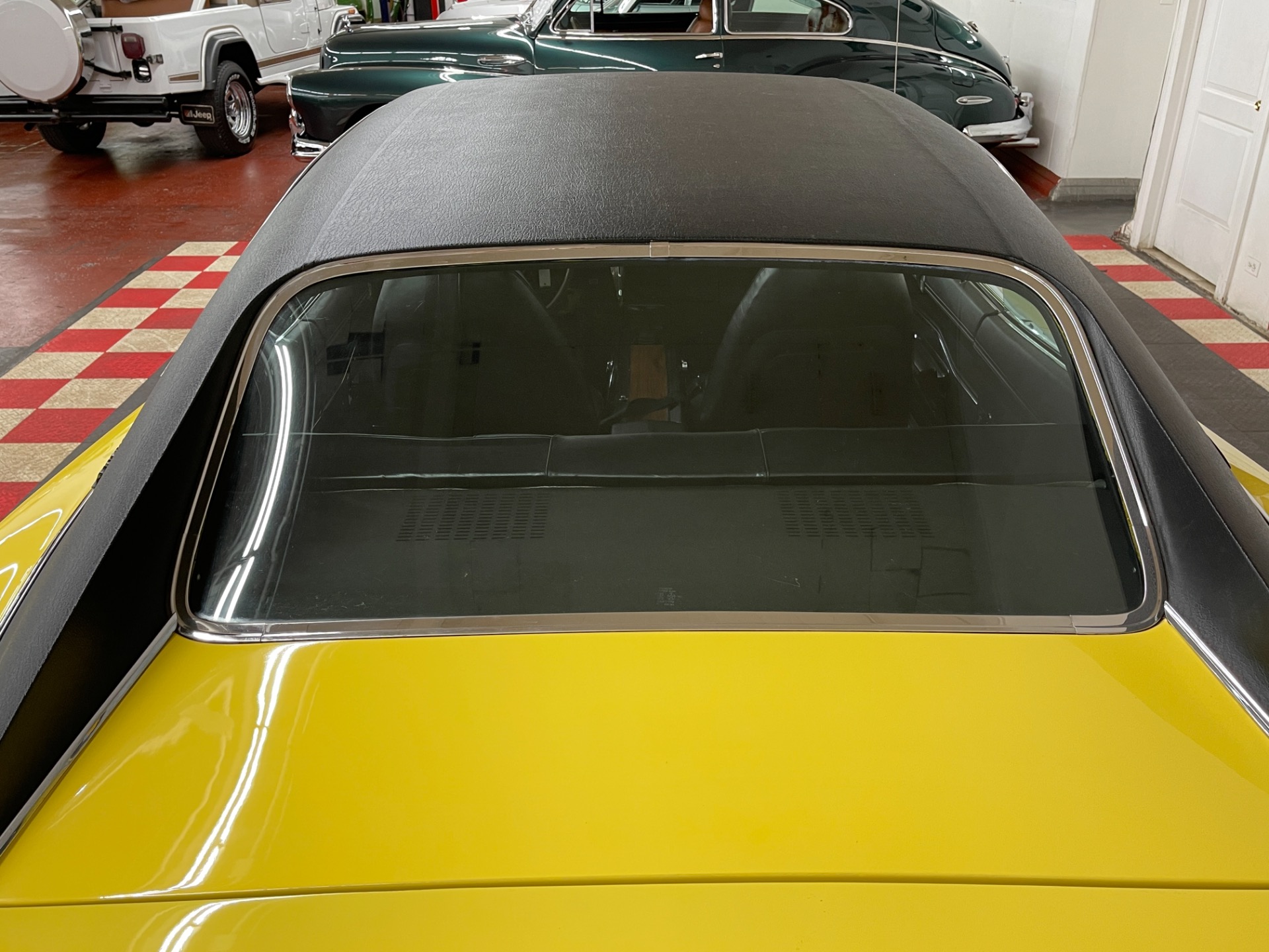 1970 Dodge Charger 21