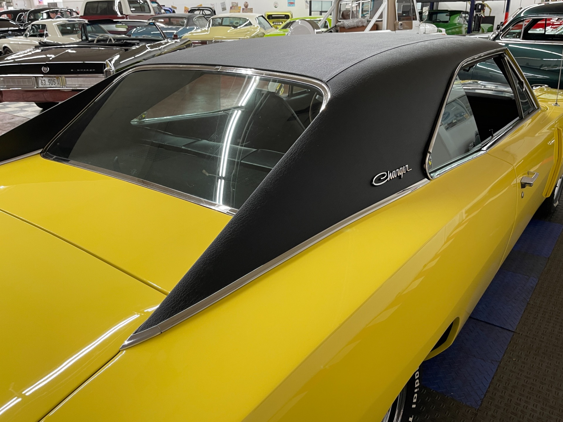 1970 Dodge Charger 23
