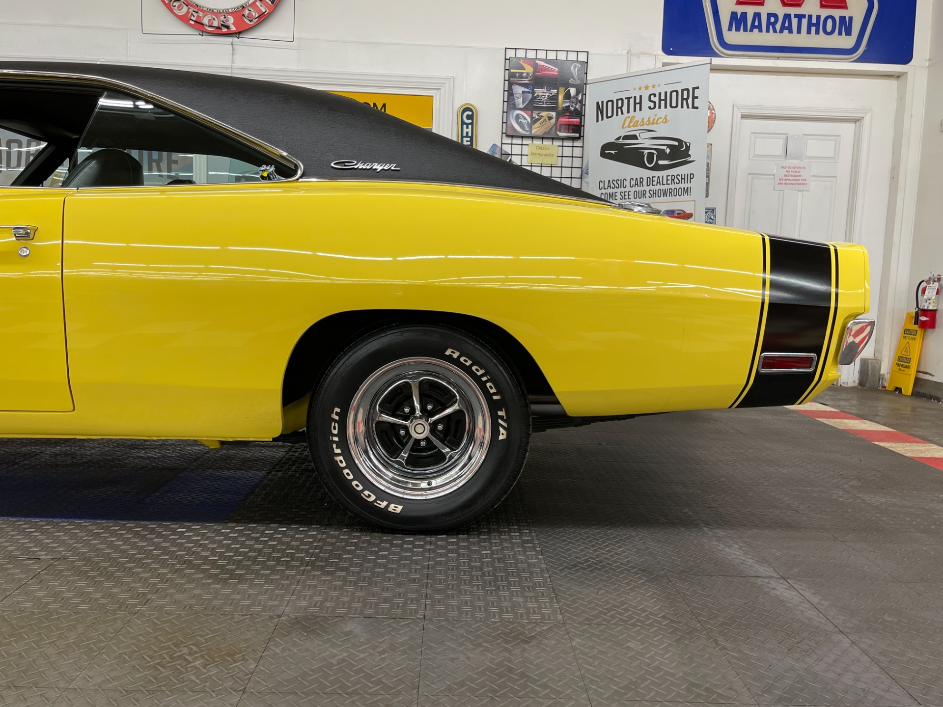 1970 Dodge Charger 27