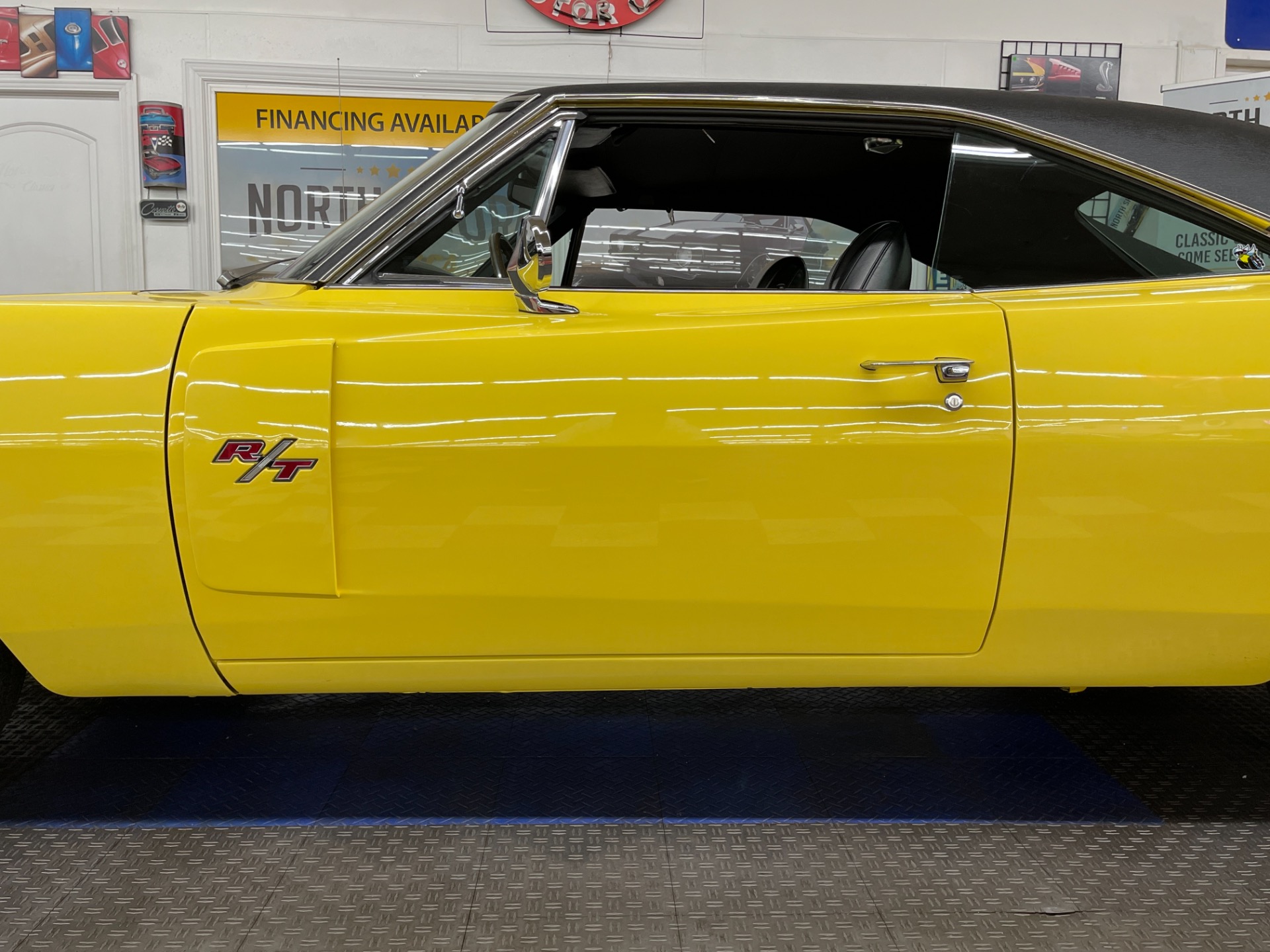 1970 Dodge Charger 28