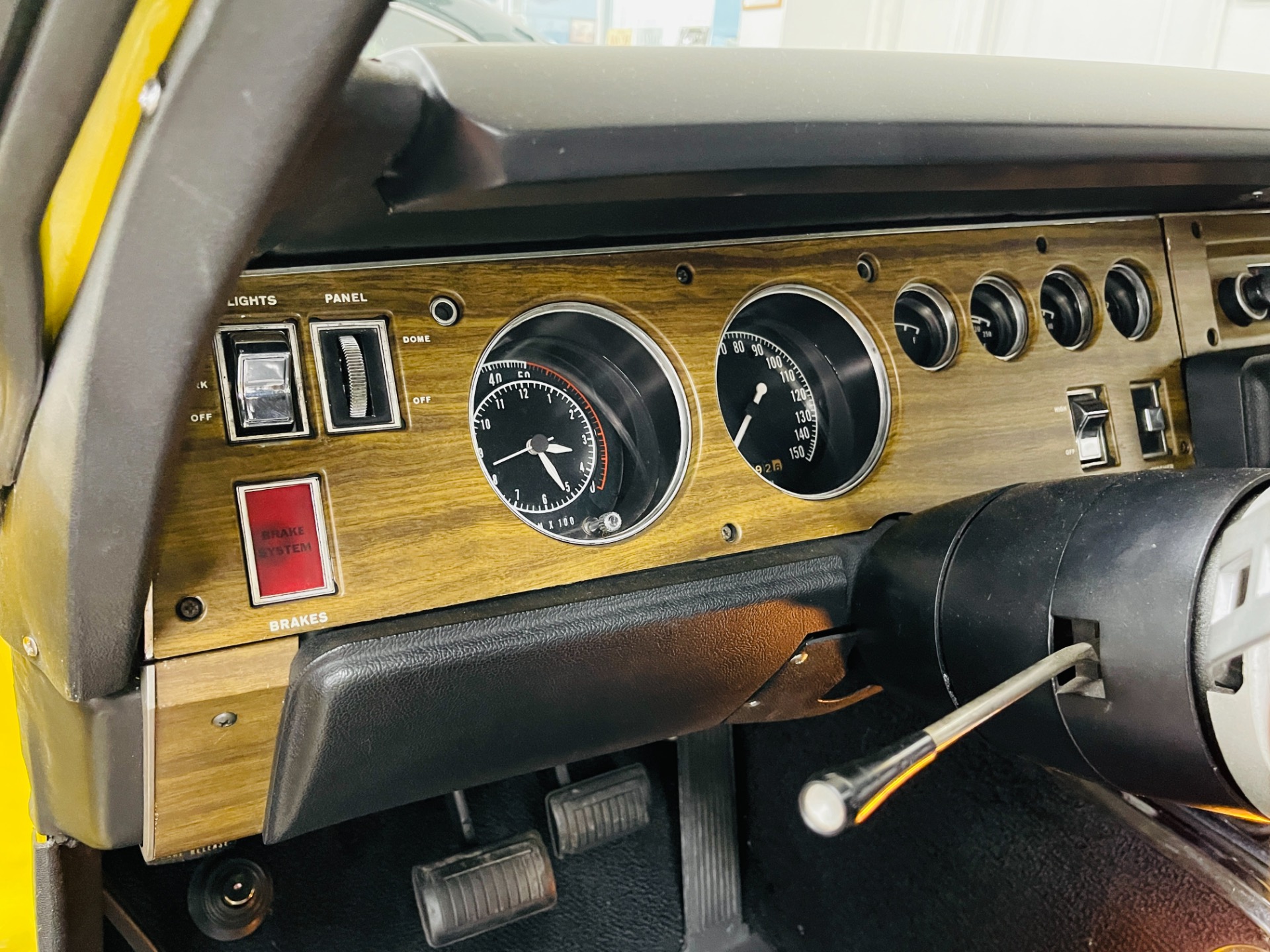 1970 Dodge Charger 41