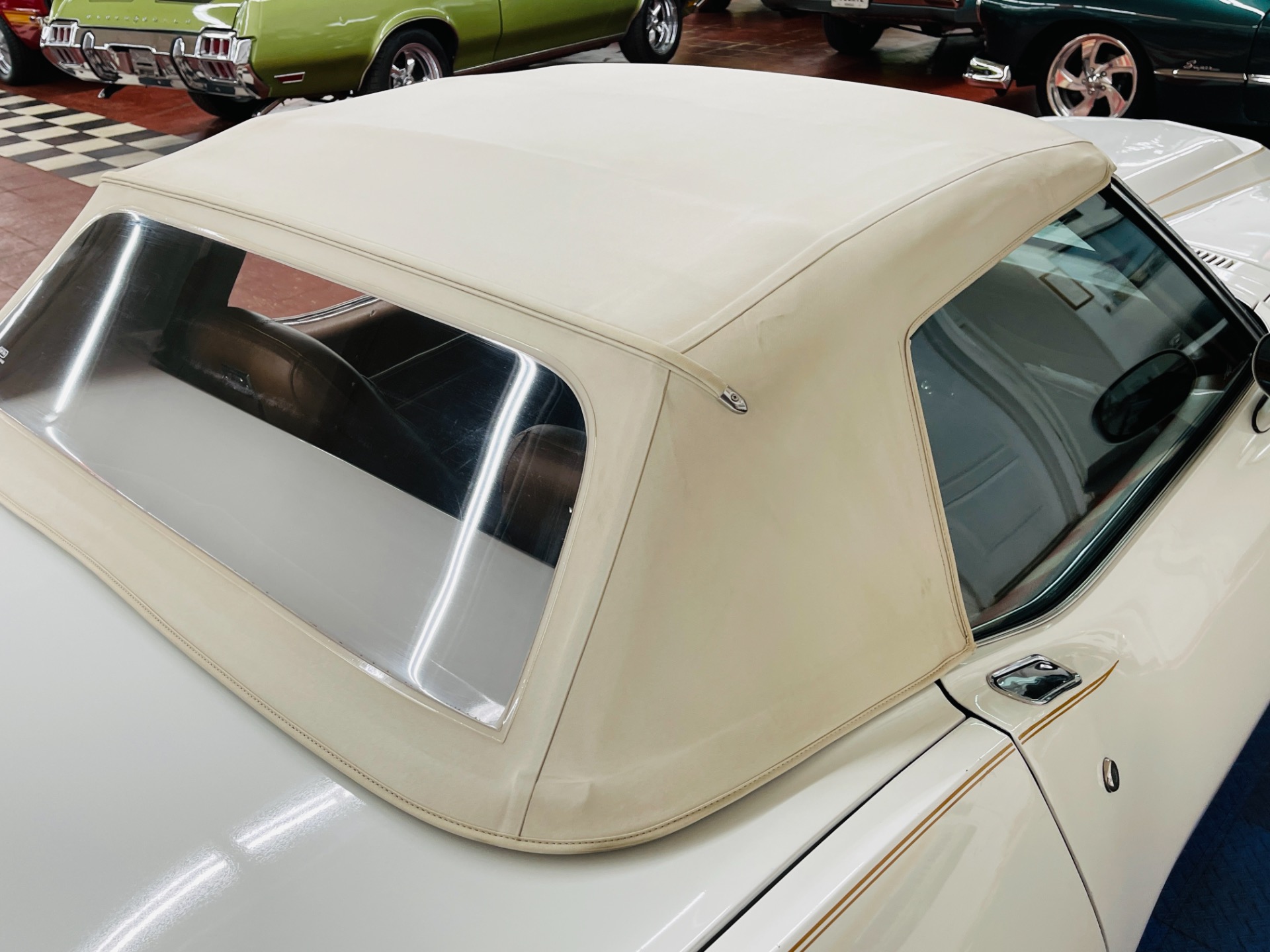 Used 1972 Chevrolet Corvette - CONVERTIBLE - 350 ENGINE - AUTO TRANS - SEE VIDEO - | Mundelein, IL