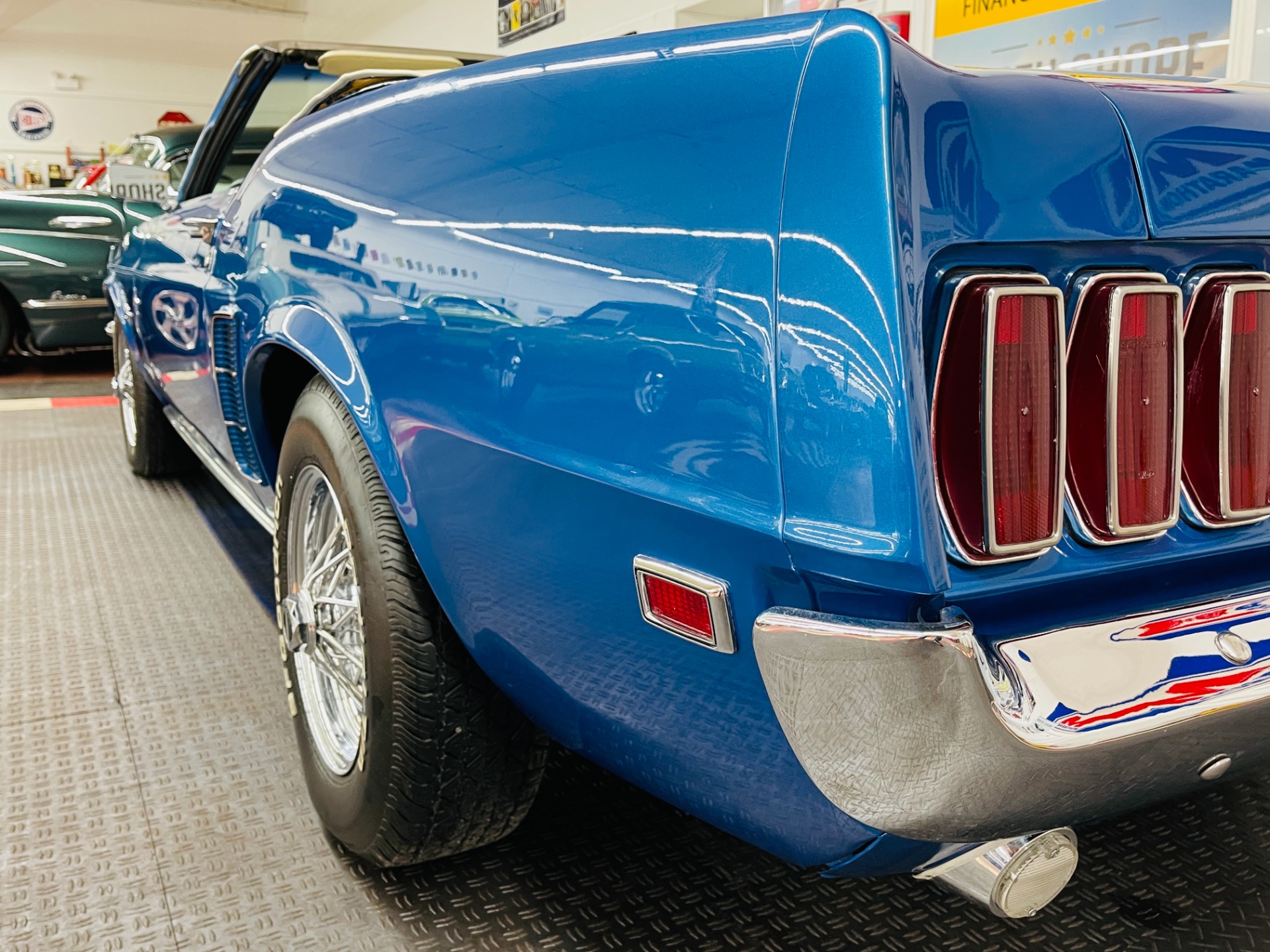 Used 1969 Ford Mustang - CONVERTIBLE - 302 ENGINE - AUTO TRANS - SEE VIDEO - | Mundelein, IL