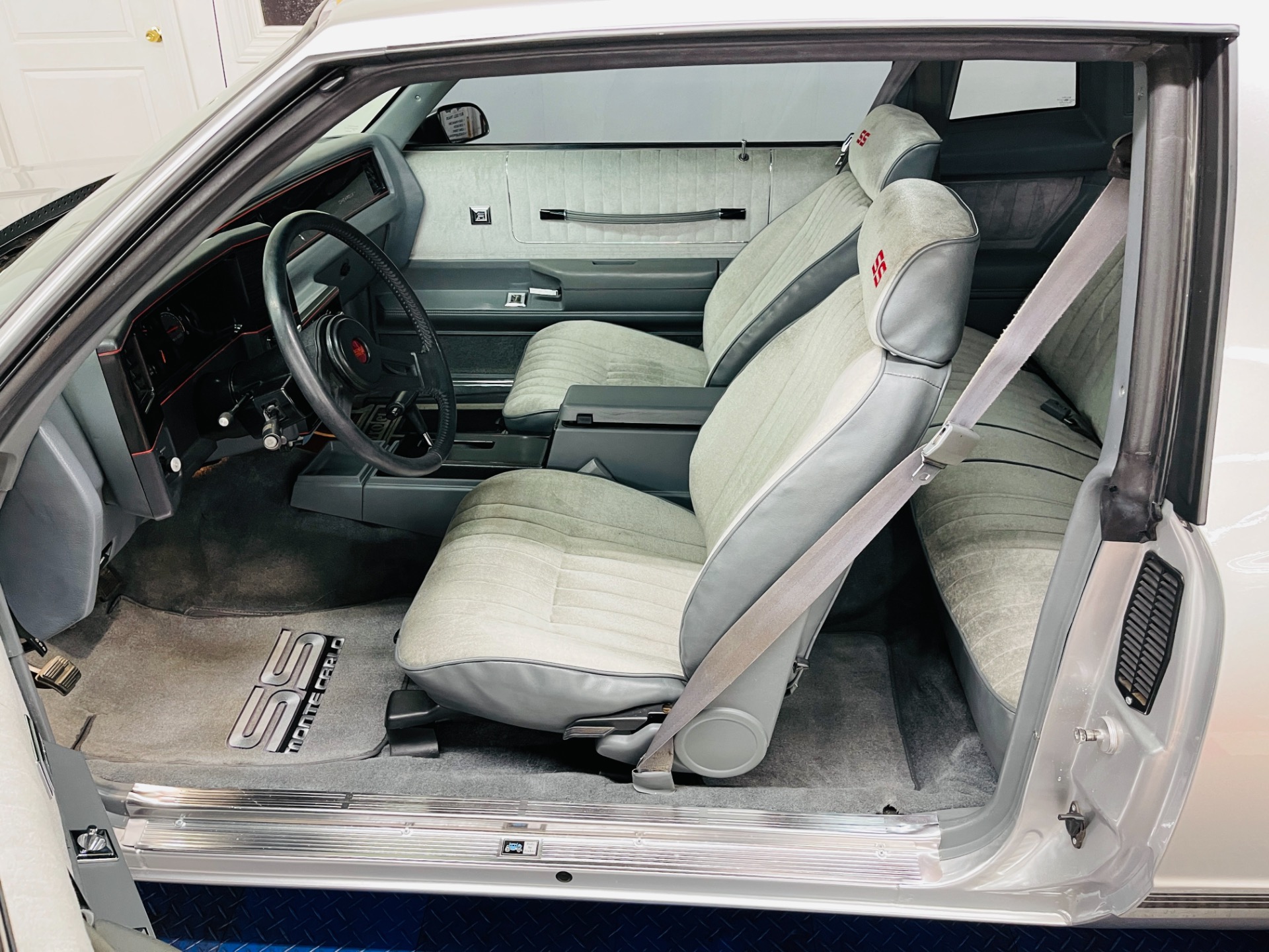 Used 1988 Chevrolet Monte Carlo -SUPER SPORT - RESTO MOD - 350 CRATE ENGINE - SEE VIDEO | Mundelein, IL