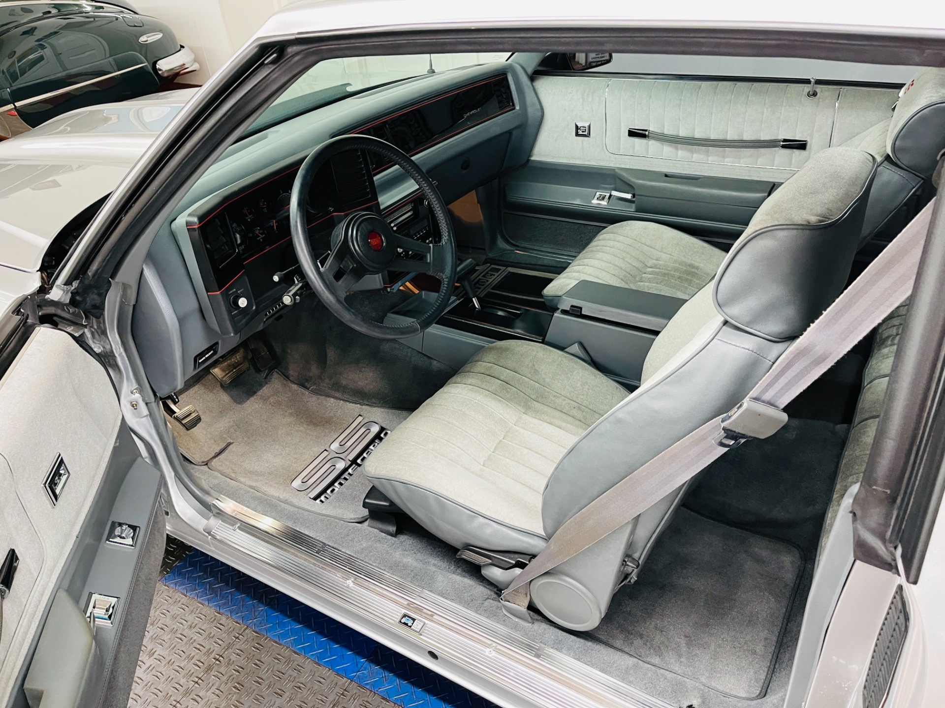 Used 1988 Chevrolet Monte Carlo -SUPER SPORT - RESTO MOD - 350 CRATE ENGINE - SEE VIDEO | Mundelein, IL