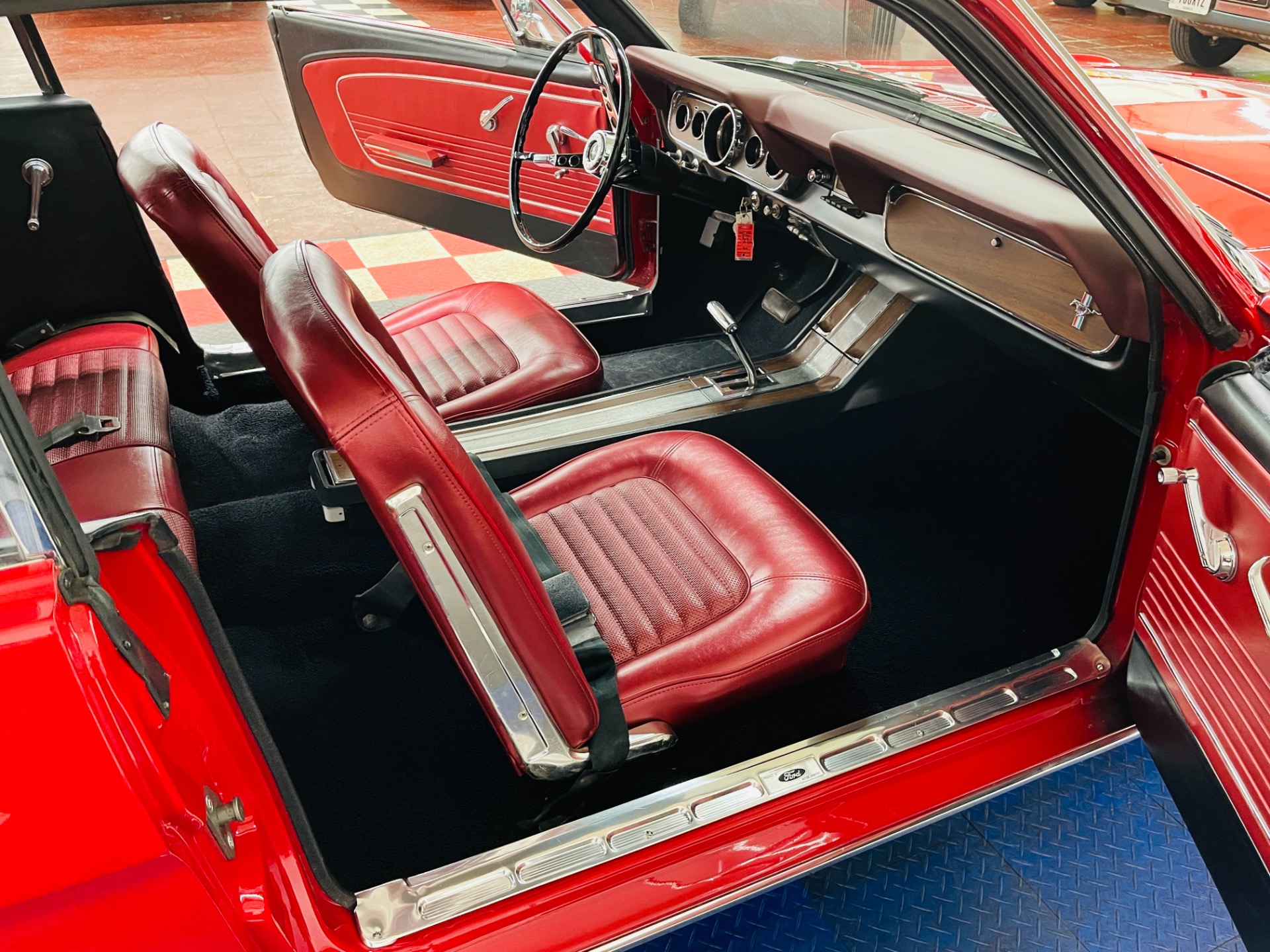Used 1966 Ford Mustang - 6 CYLINDER - AUTO TRANS - CLEAN BODY - | Mundelein, IL