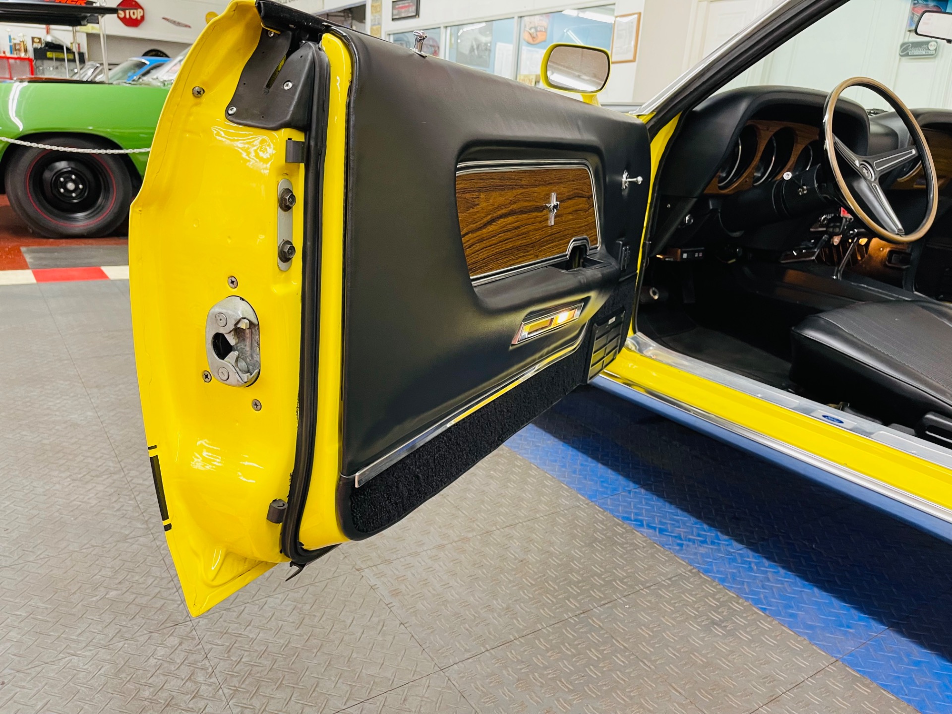 Used 1970 Ford Mustang - CONVERTIBLE - BOSS 302 DECALS - SEE VIDEO | St. Petersburg, FL