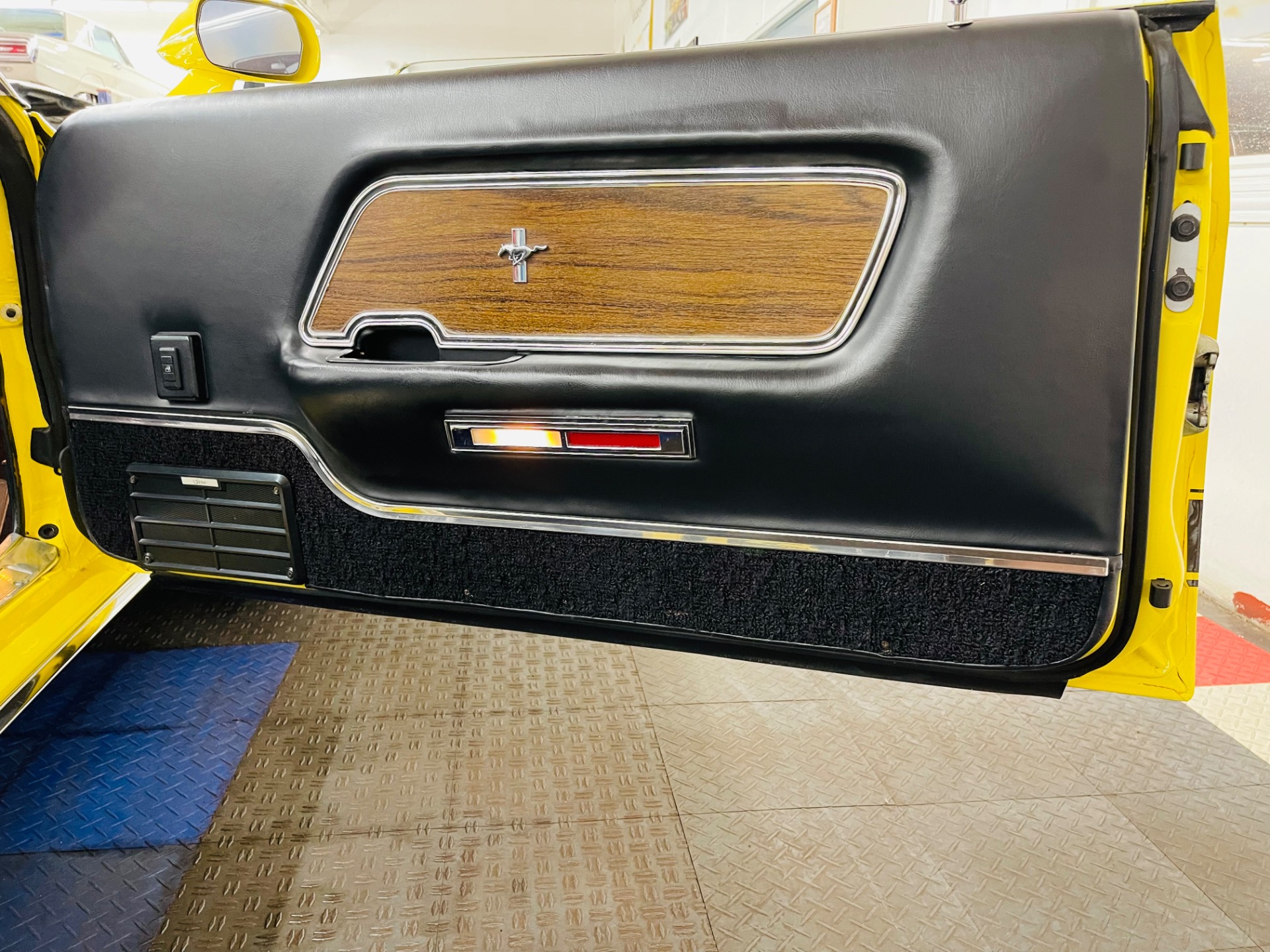 Used 1970 Ford Mustang - CONVERTIBLE - BOSS 302 DECALS - SEE VIDEO | St. Petersburg, FL