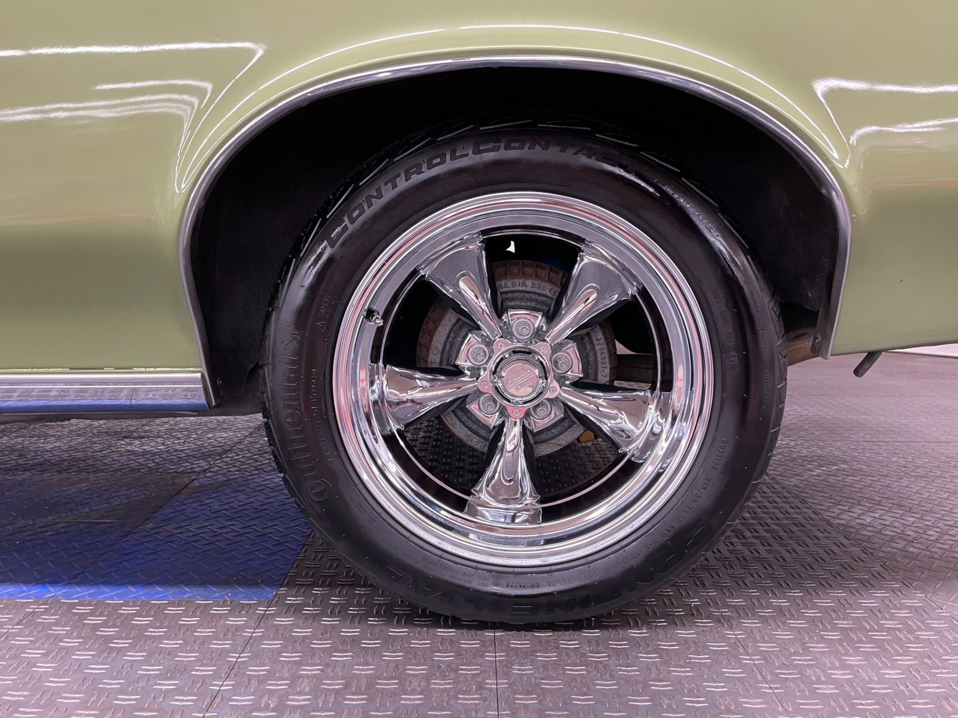 Used 1972 Oldsmobile Cutlass - FUEL INJECTED 350 ENGINE - MODERN UPGRADES - SEE VIDEO | Mundelein, IL
