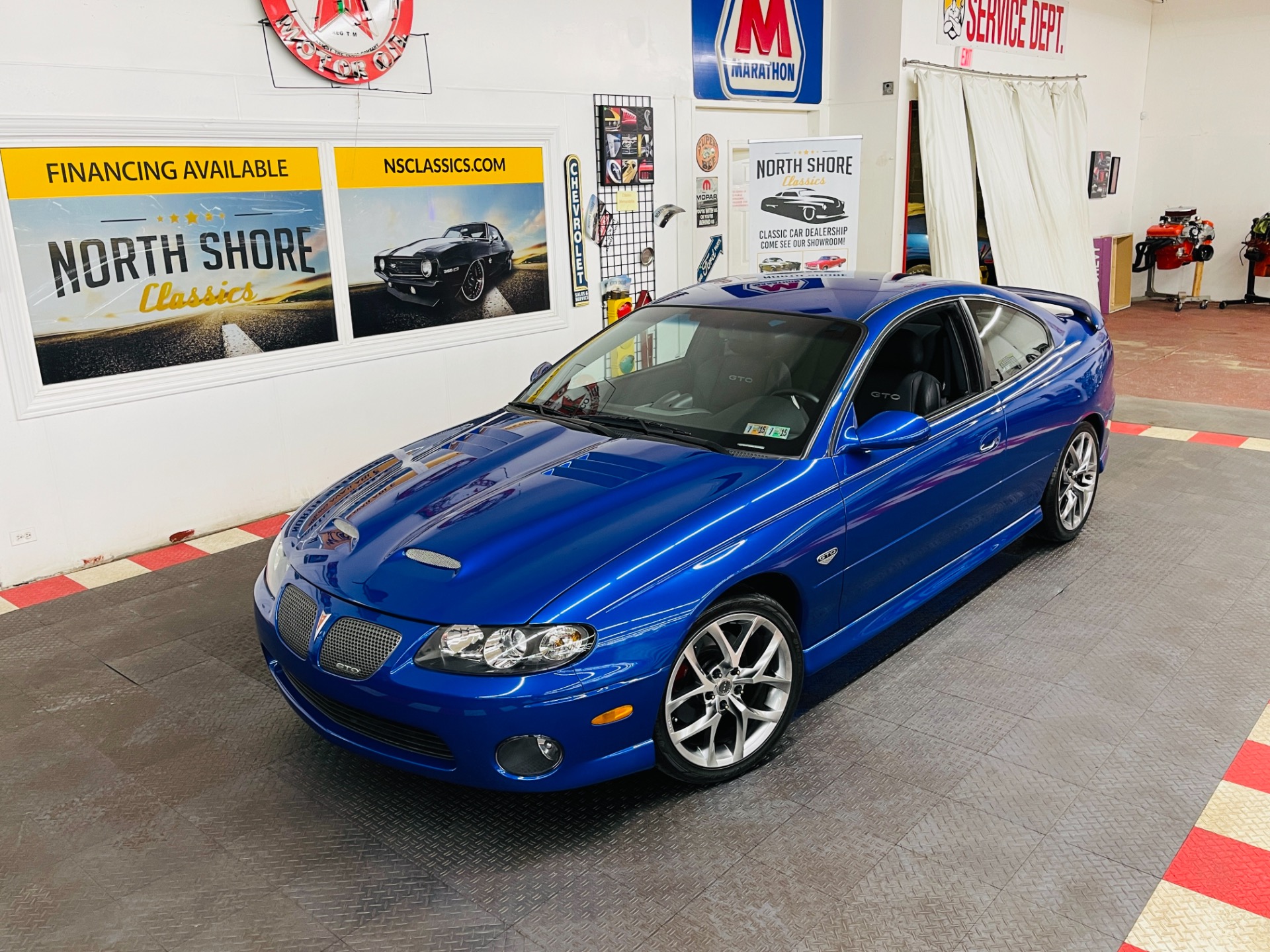 Used 2005 Pontiac GTO - SUPER LOW MILES - EXCELLENT CONDITION - SEE VIDEO | Mundelein, IL