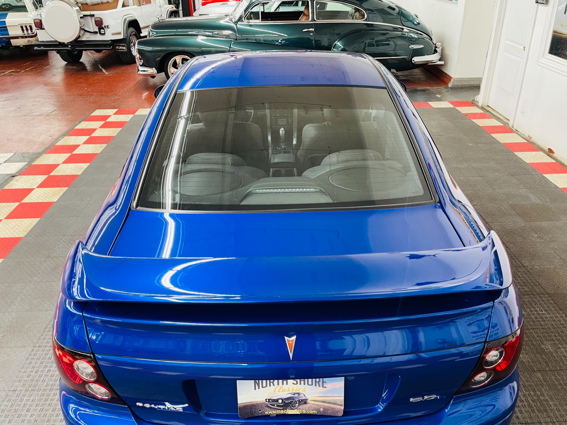 Used 2005 Pontiac GTO - SUPER LOW MILES - EXCELLENT CONDITION - SEE VIDEO | Mundelein, IL