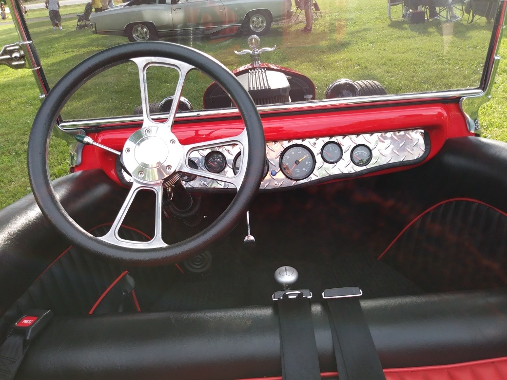 Used 1923 Ford Hot Rod / Street Rod - T-BUCKET - 355 C.I. ENGINE - FRESH BUILD - | Mundelein, IL