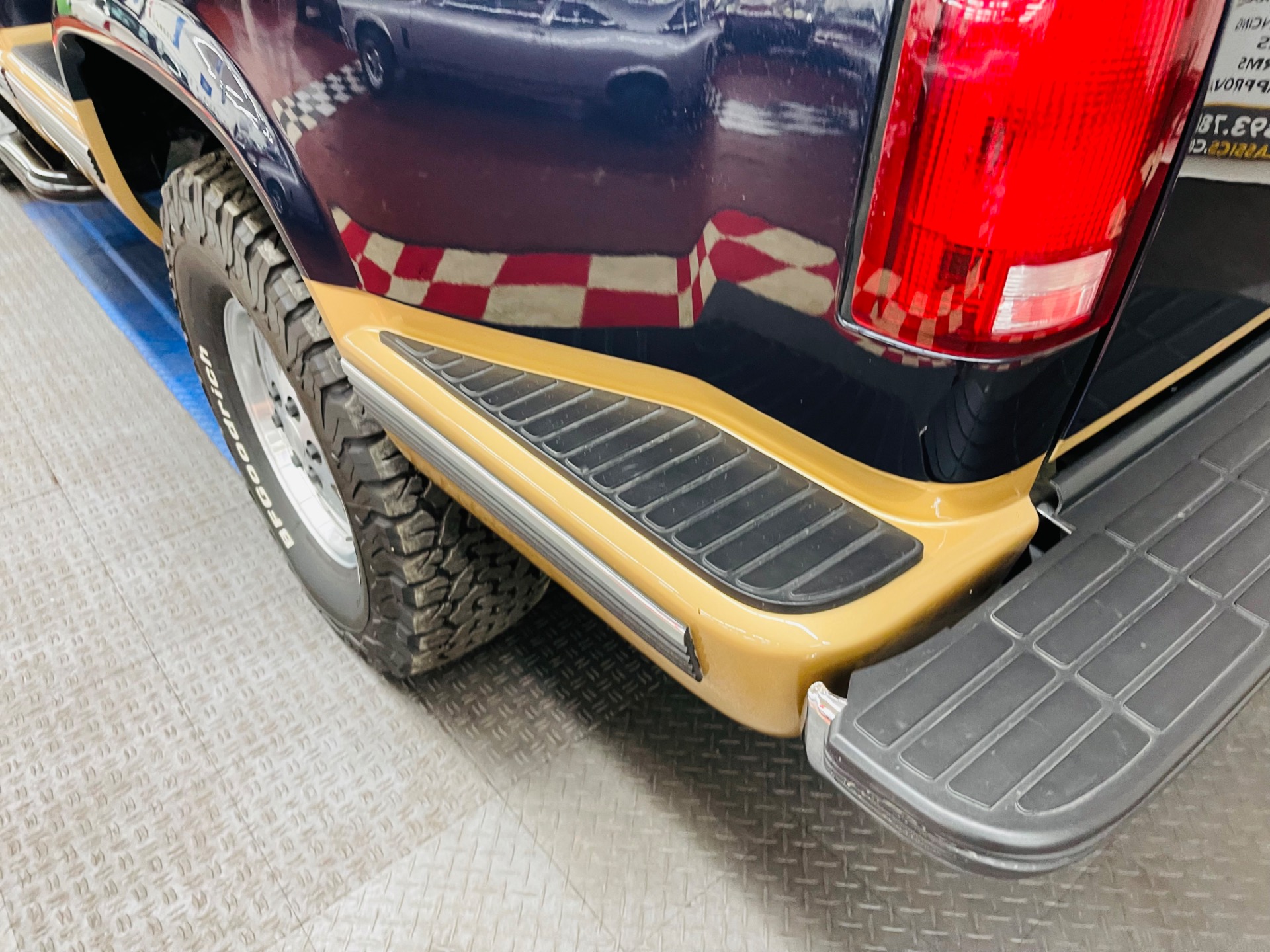 Used 1990 GMC Sierra 1500 - SLE - 4X4 - STEP SIDE - FRESH RESTORATION - SEE VIDEO | St. Petersburg, FL